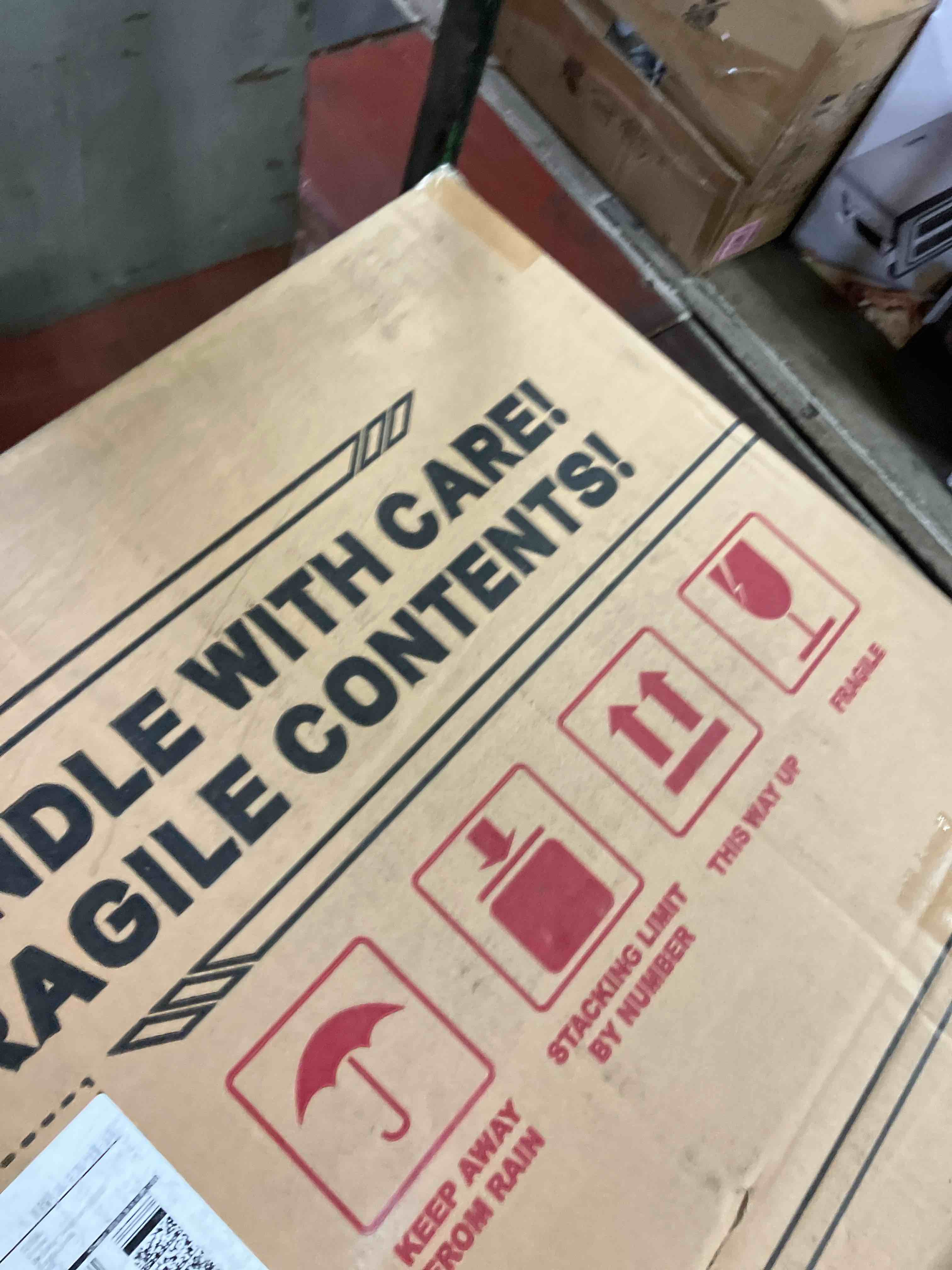 https://s3.amazonaws.com/lotting-images-prod/phillipi/PNK3527240_1755267466150.jpeg
