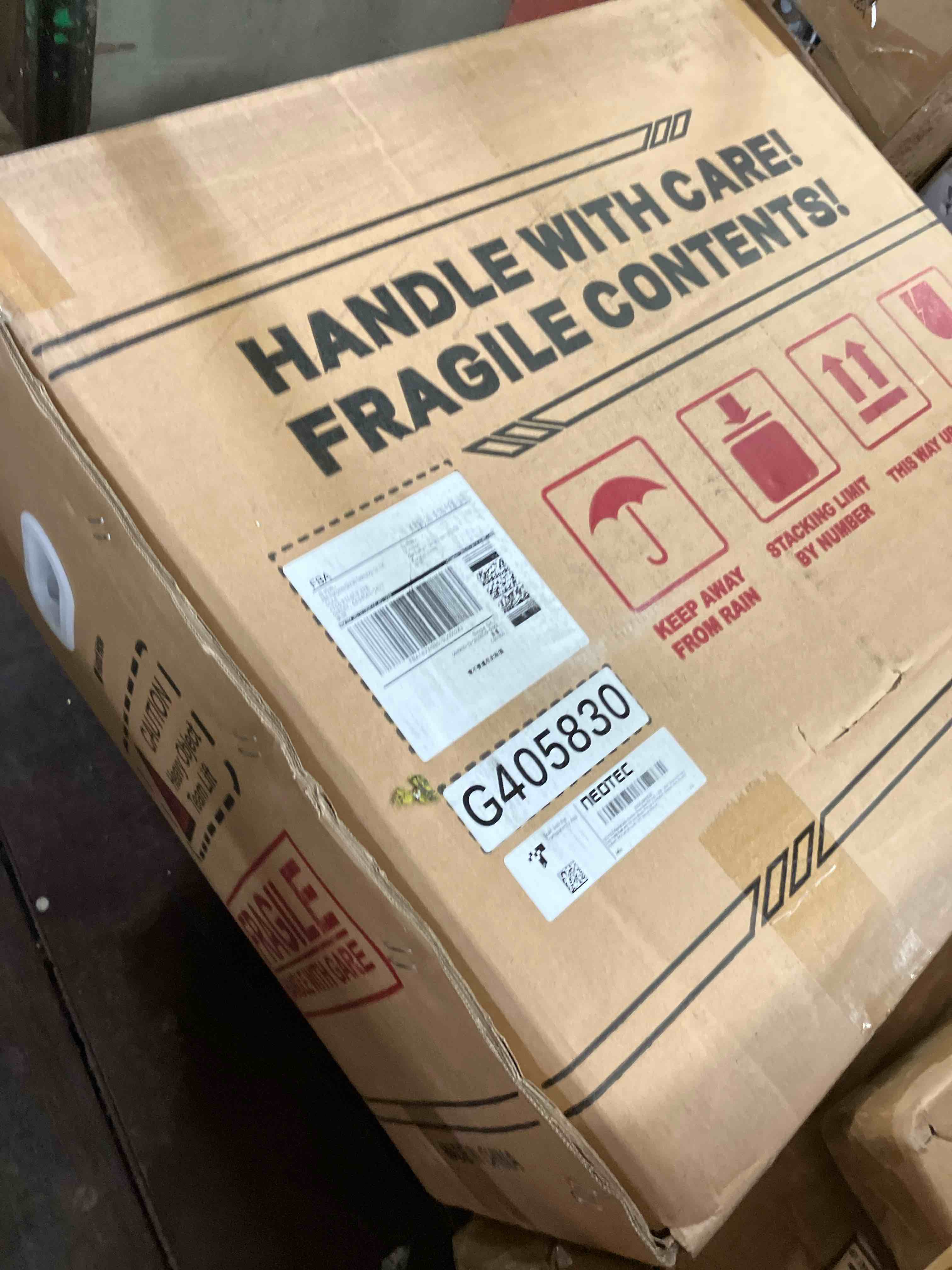 https://s3.amazonaws.com/lotting-images-prod/phillipi/PNK3527240_1755267467368.jpeg