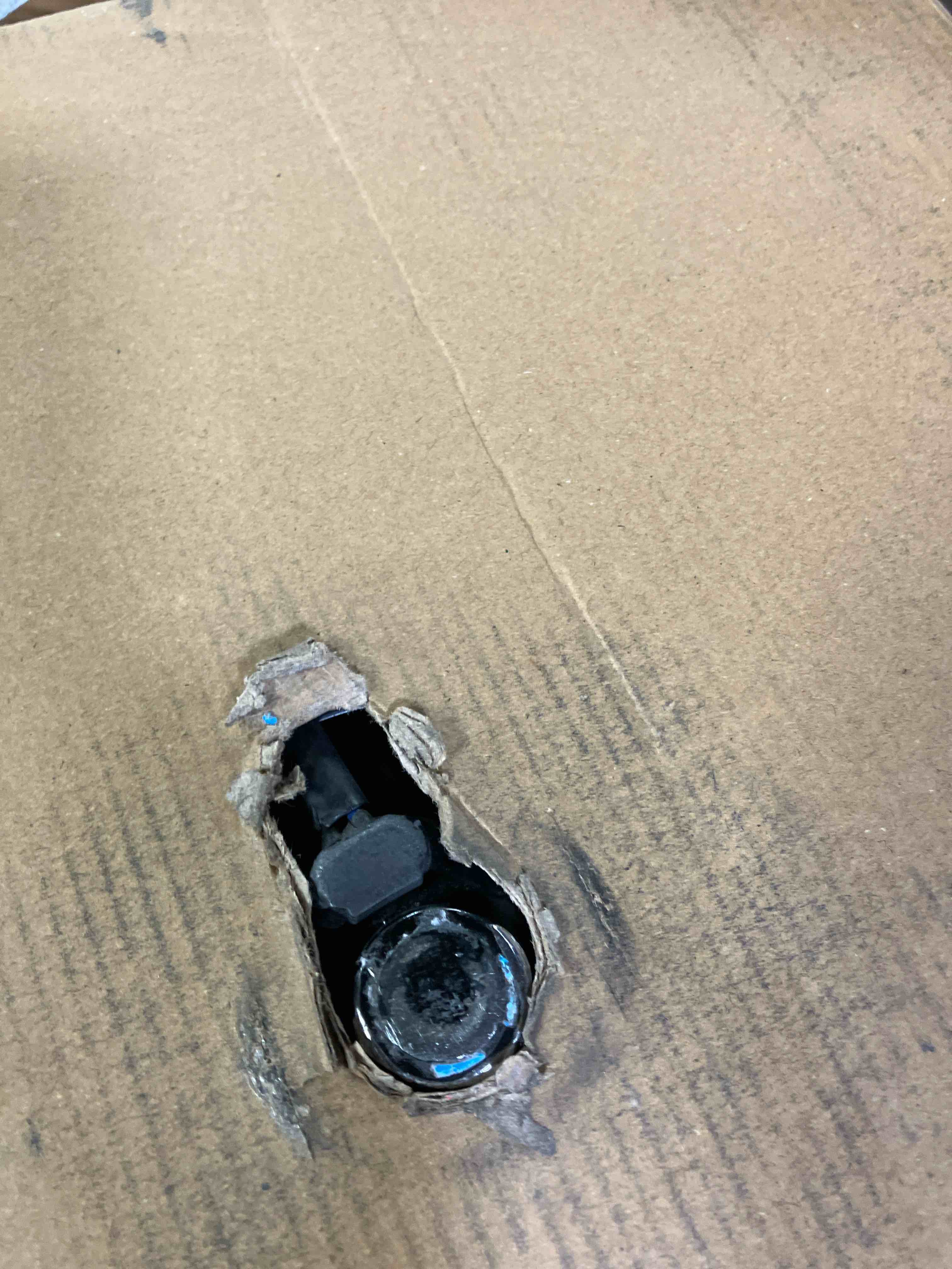 https://s3.amazonaws.com/lotting-images-prod/phillipi/PNK3527267_1755263441418.jpeg