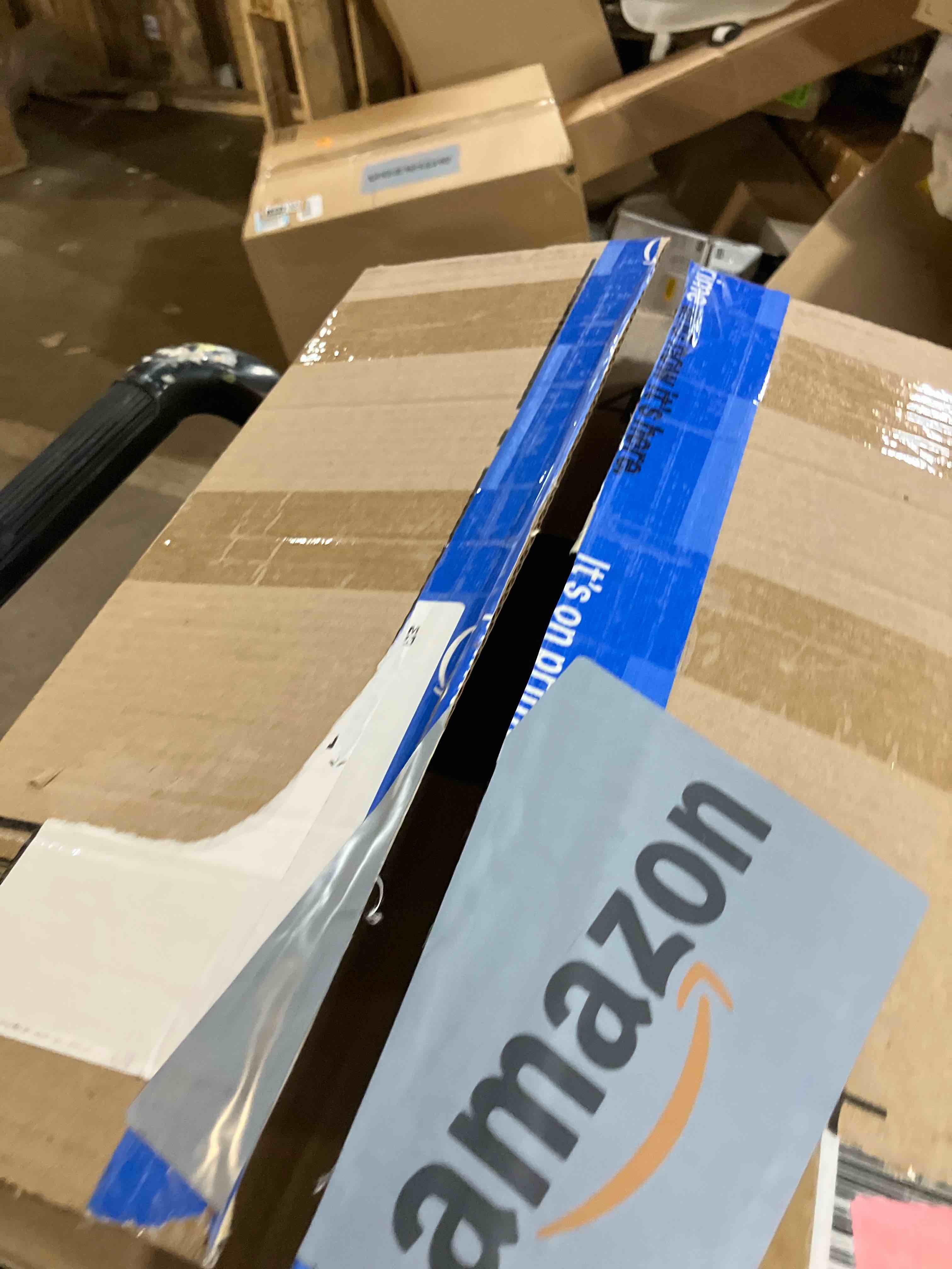 https://s3.amazonaws.com/lotting-images-prod/phillipi/PNK3527333_1755609474442.jpeg