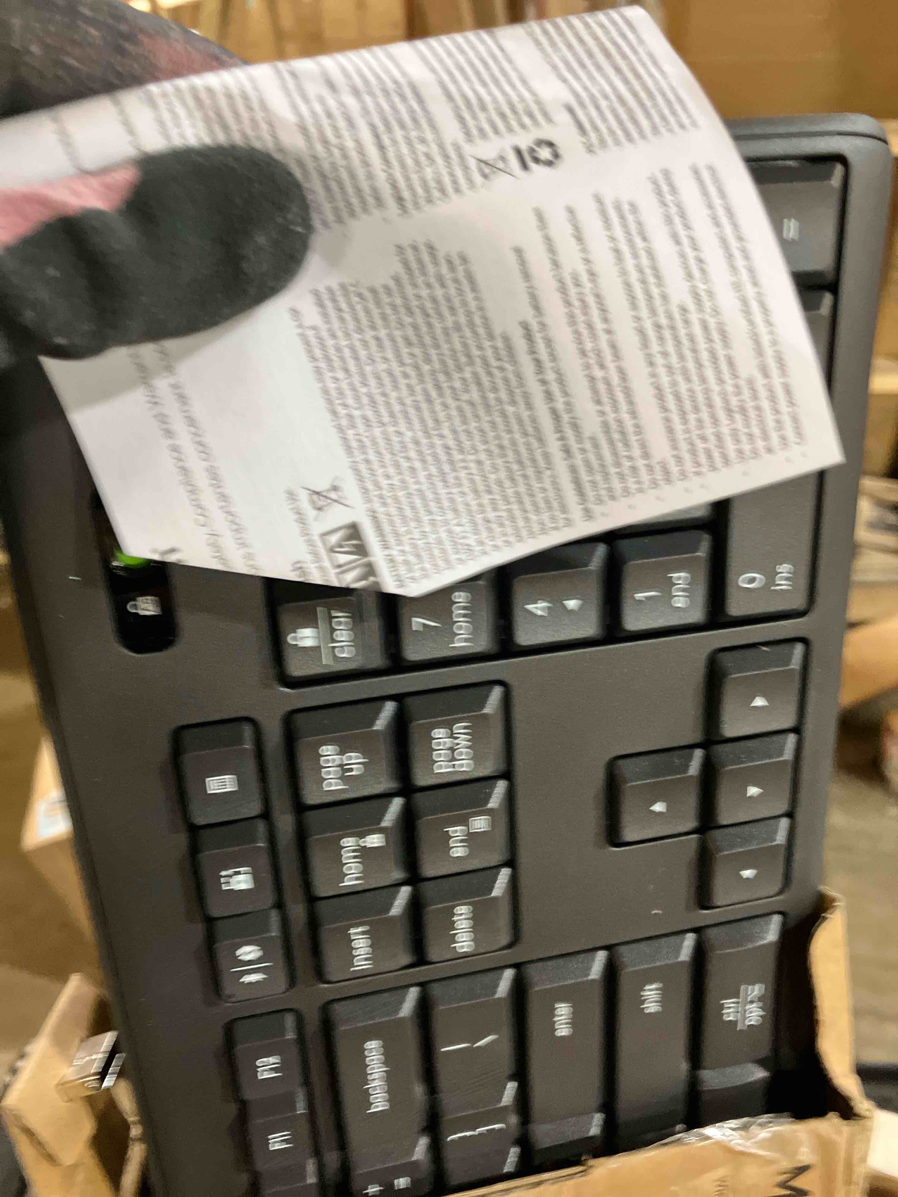 https://s3.amazonaws.com/lotting-images-prod/phillipi/PNK3527338_1755610001828.jpeg