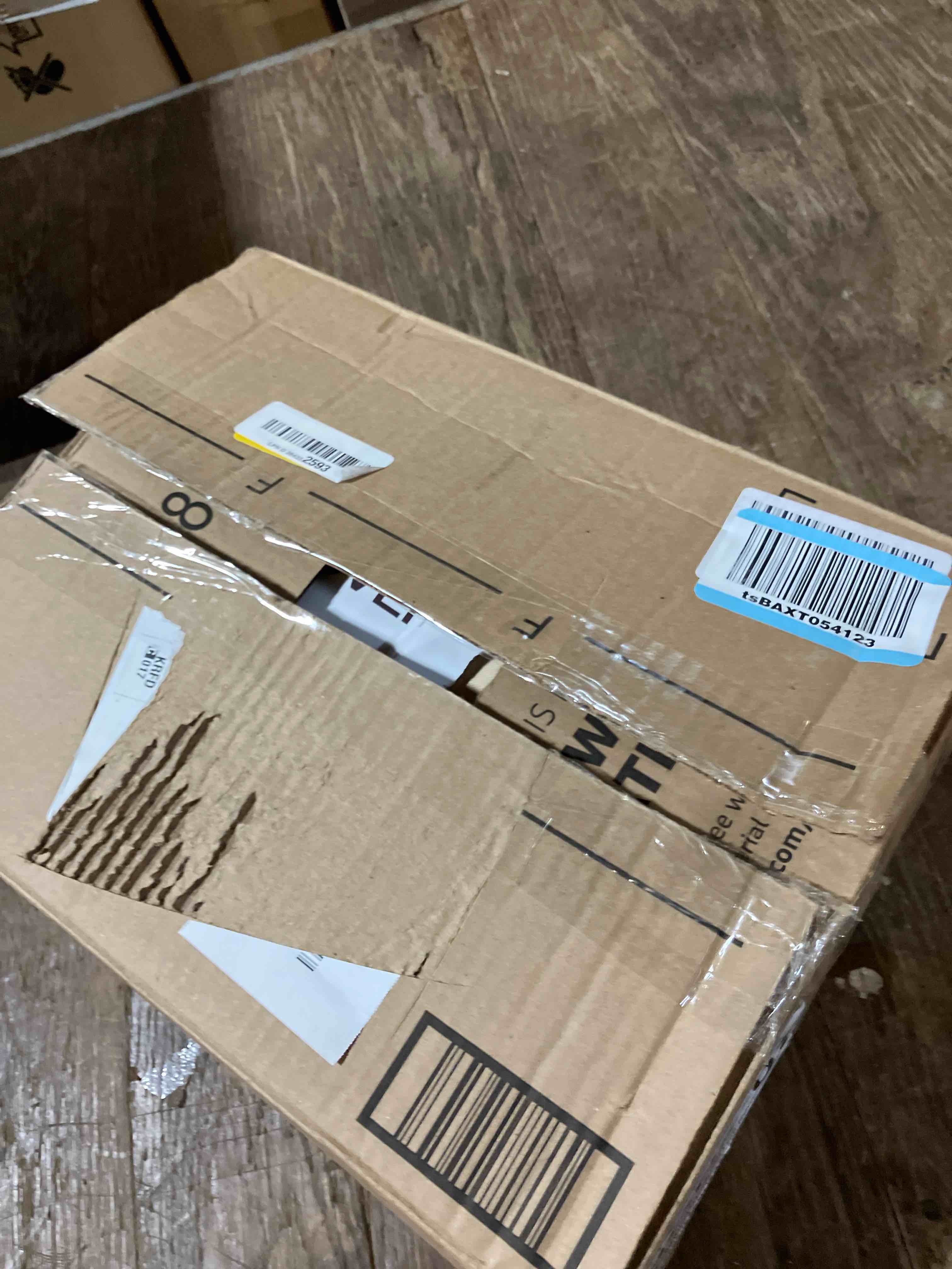https://s3.amazonaws.com/lotting-images-prod/phillipi/PNK3527343_1755610966674.jpeg