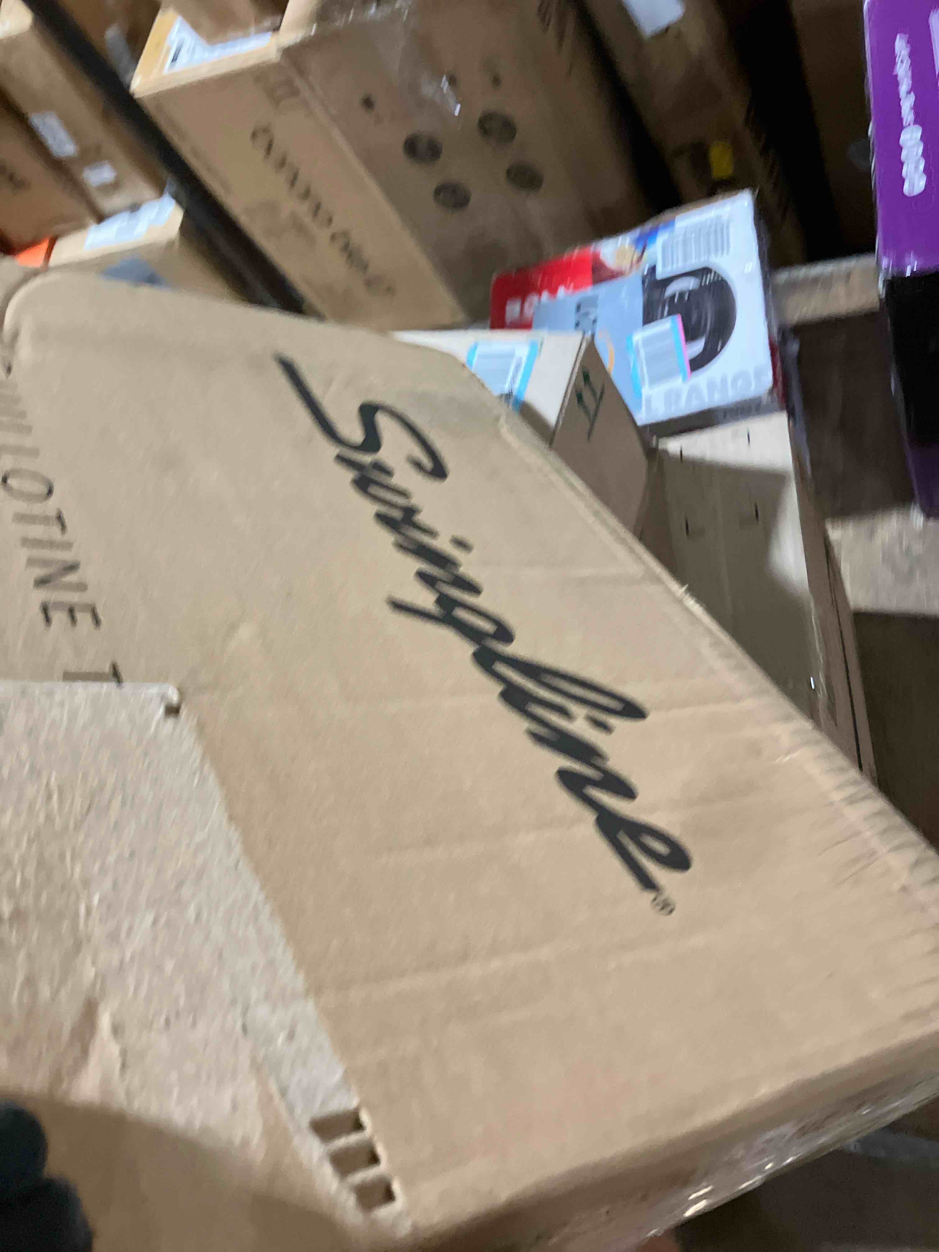 https://s3.amazonaws.com/lotting-images-prod/phillipi/PNK3527344_1755611018799.jpeg