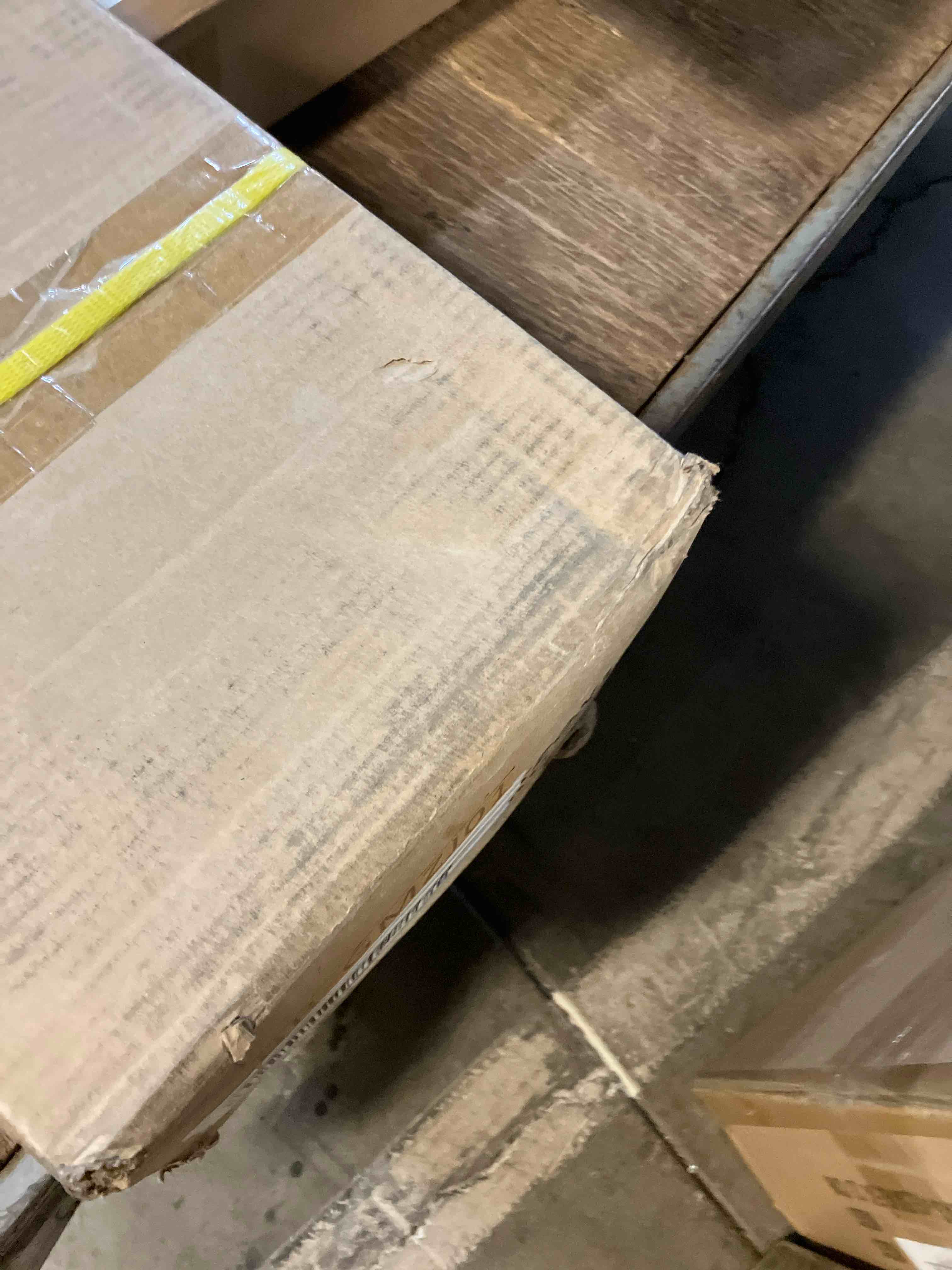 https://s3.amazonaws.com/lotting-images-prod/phillipi/PNK3527400_1755618773506.jpeg