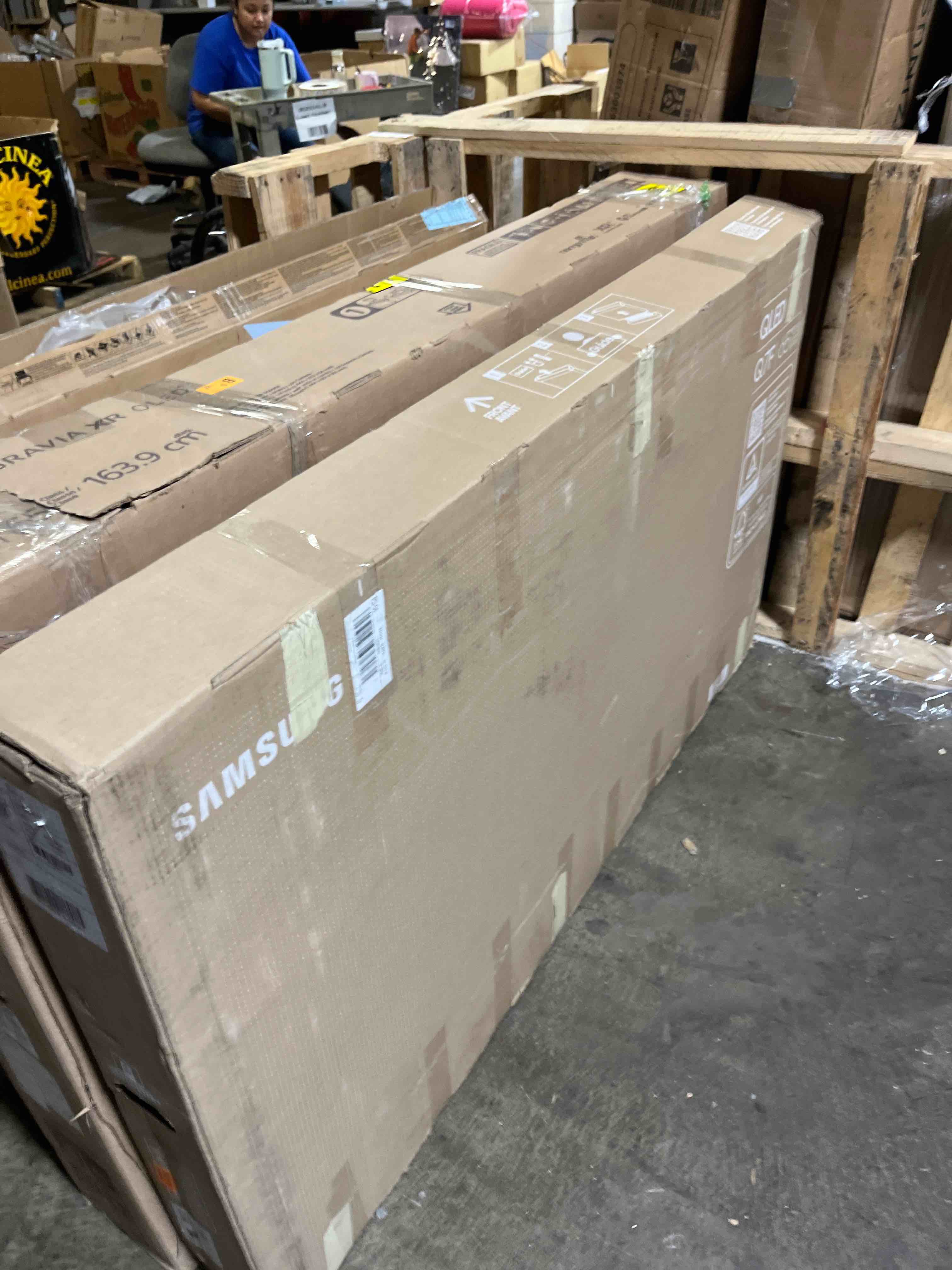 https://s3.amazonaws.com/lotting-images-prod/phillipi/PNK3527476_1755708936364.jpeg