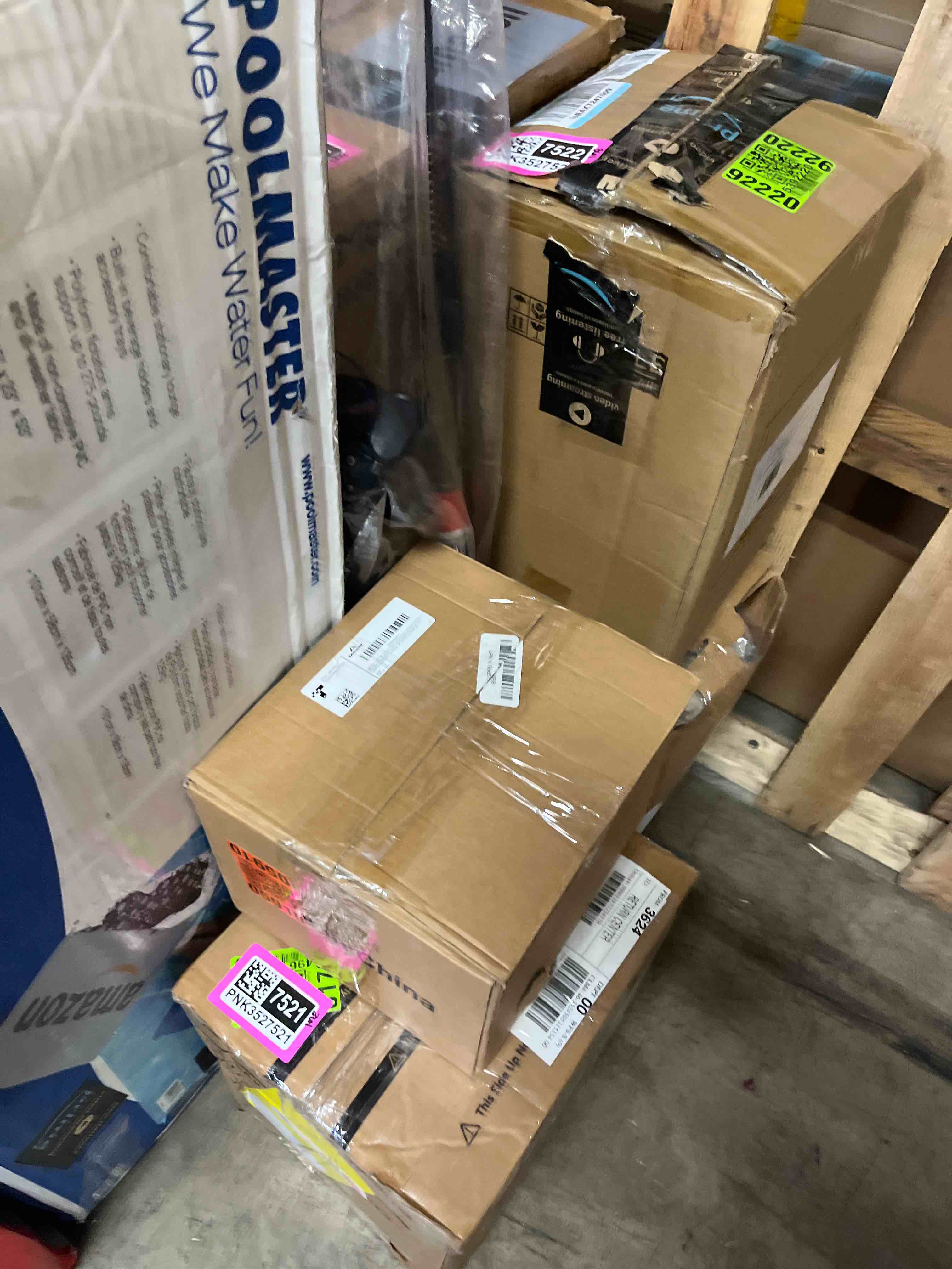 https://s3.amazonaws.com/lotting-images-prod/phillipi/PNK3527519_1755800971894.jpeg
