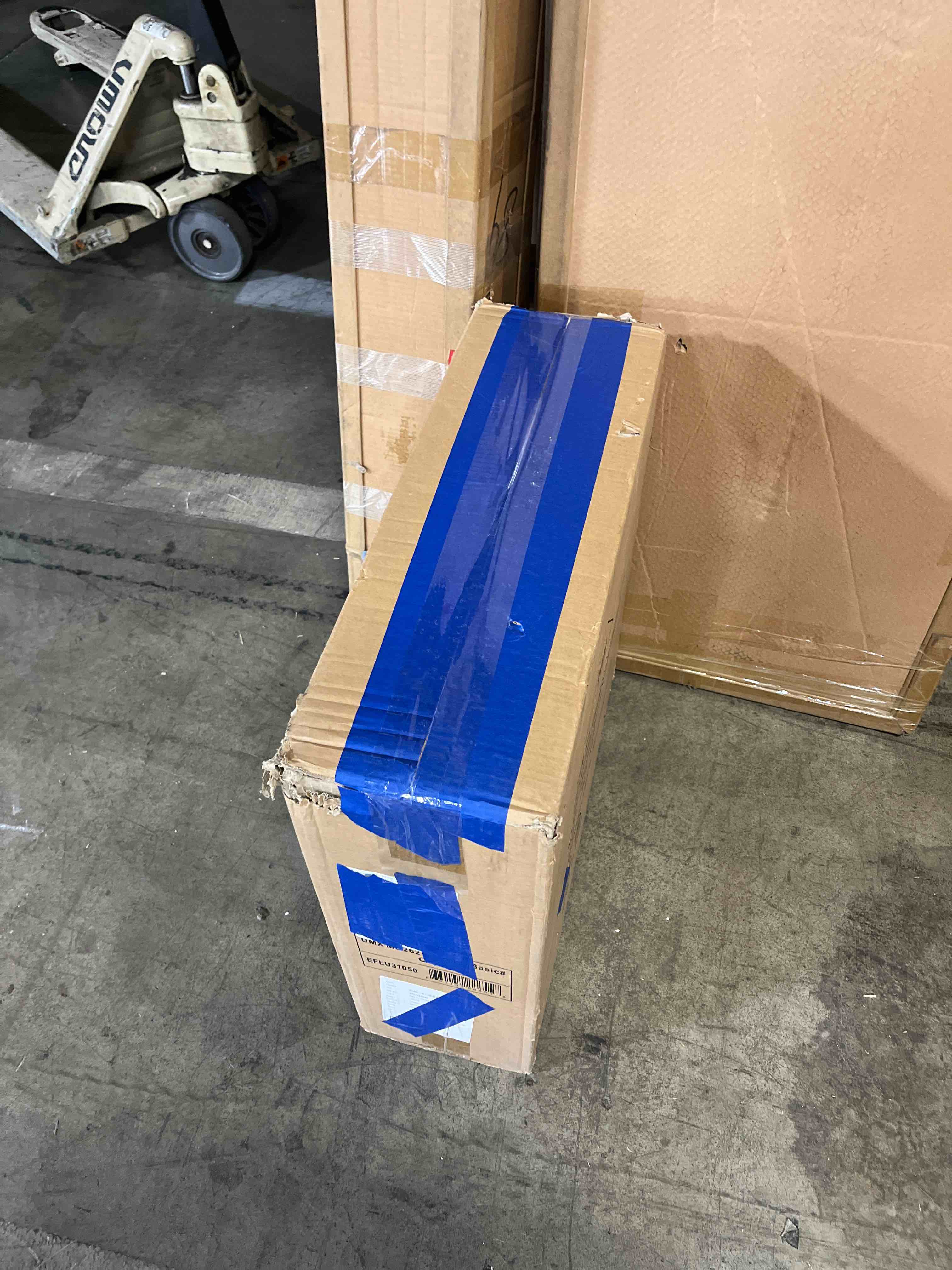 https://s3.amazonaws.com/lotting-images-prod/phillipi/PNK3527537_1755799281946.jpeg