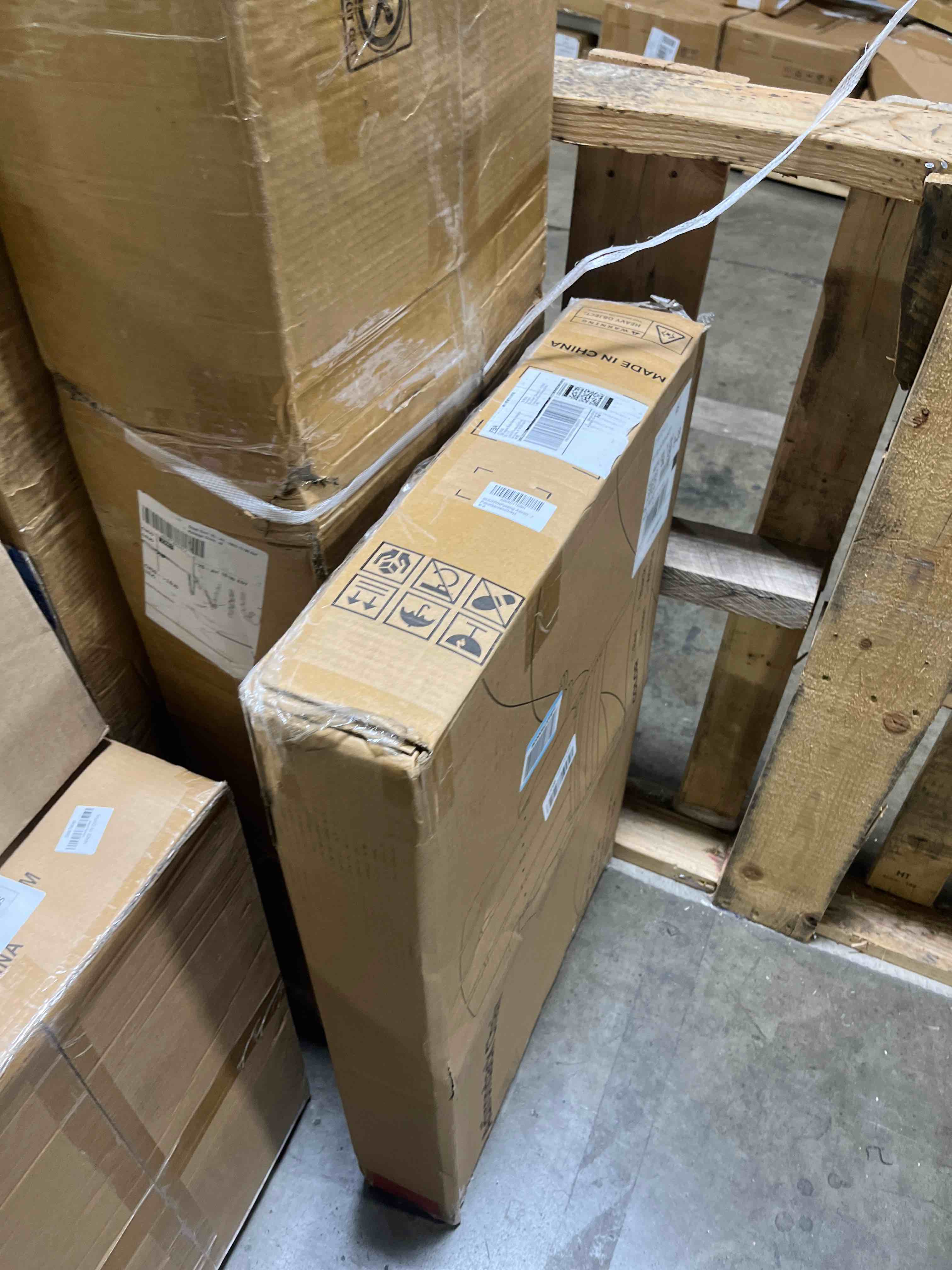 https://s3.amazonaws.com/lotting-images-prod/phillipi/PNK3527555_1756398059074.jpeg