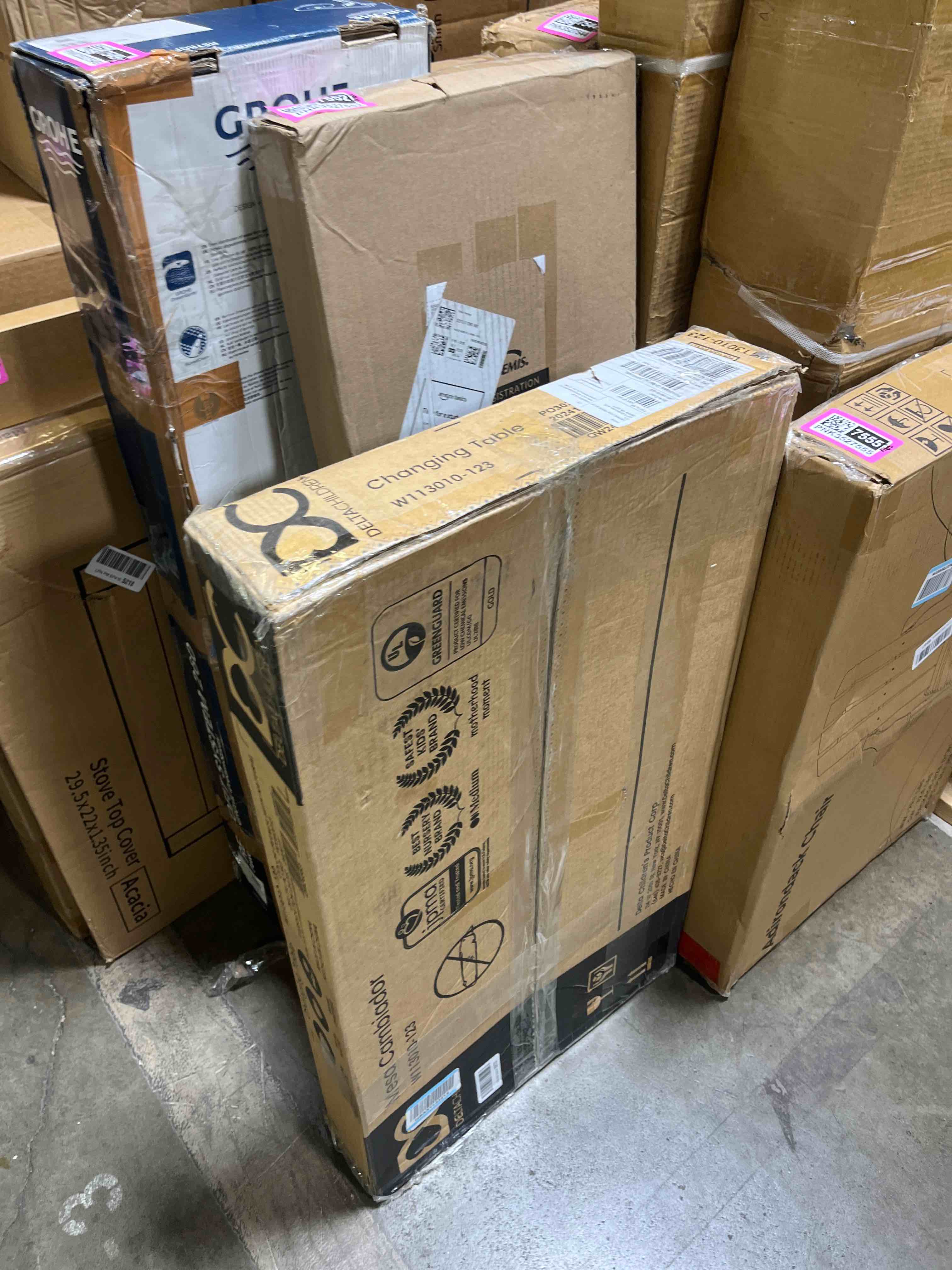 https://s3.amazonaws.com/lotting-images-prod/phillipi/PNK3527556_1756398154559.jpeg
