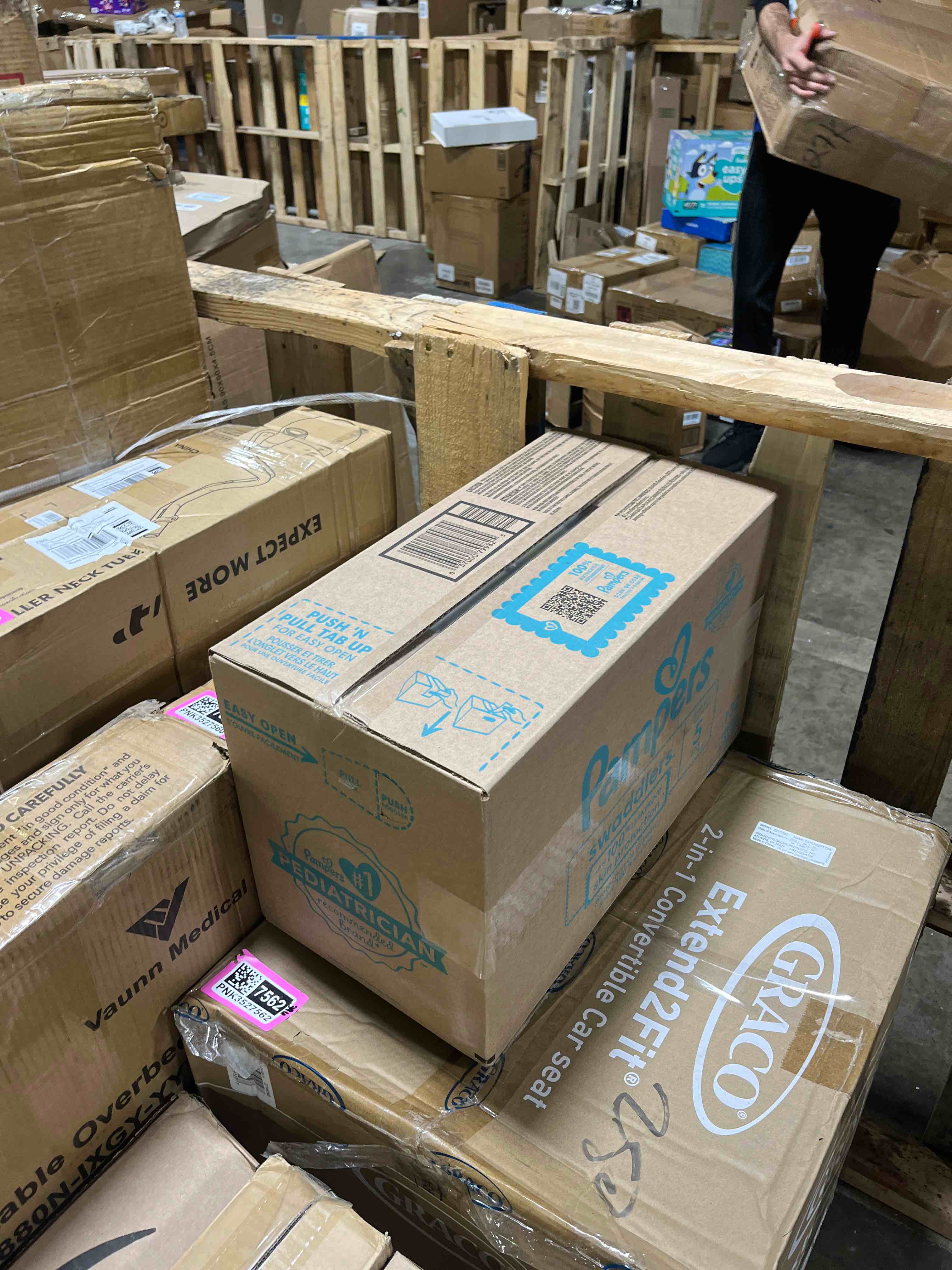 https://s3.amazonaws.com/lotting-images-prod/phillipi/PNK3527567_1756399724300.jpeg