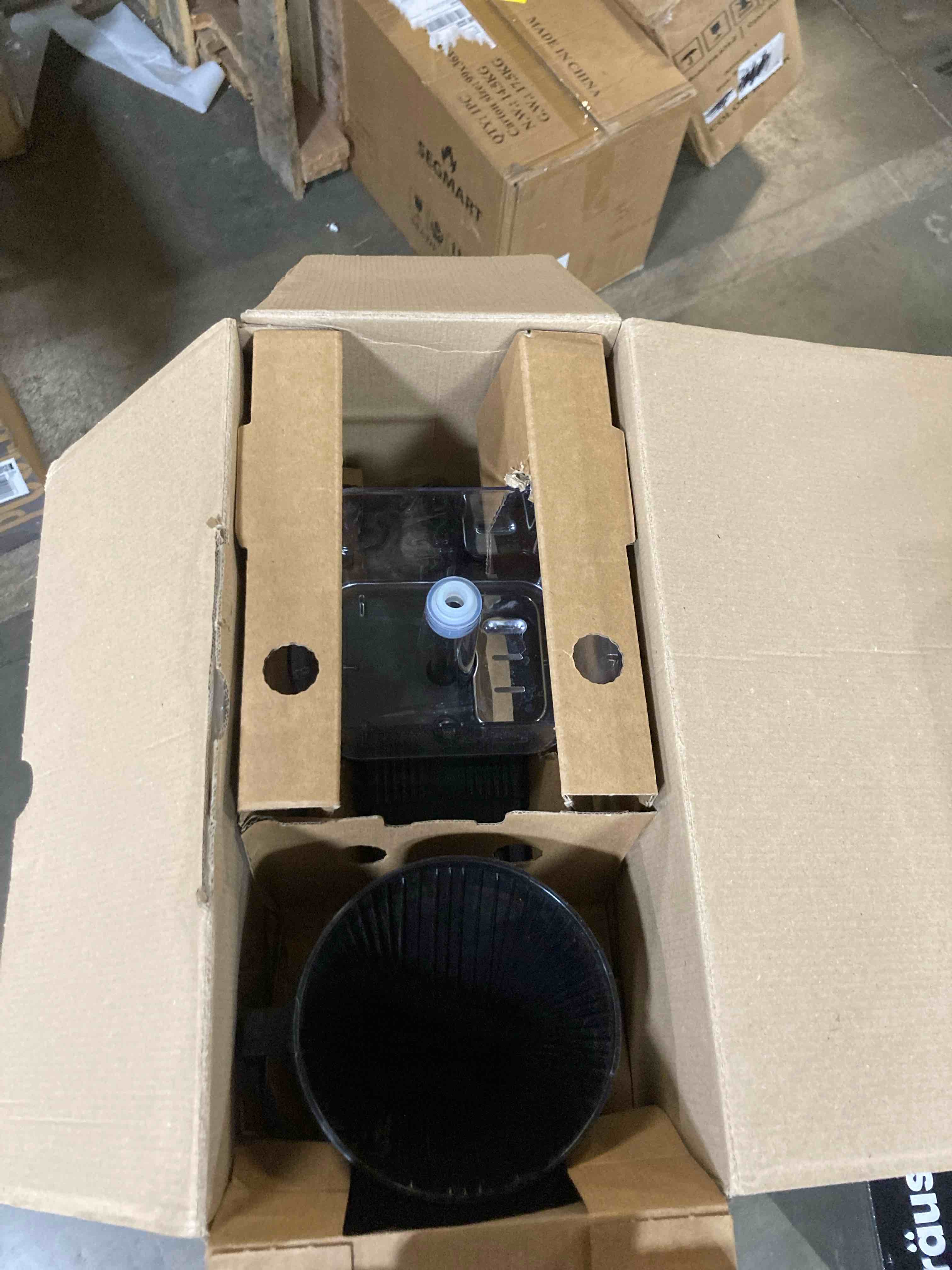 https://s3.amazonaws.com/lotting-images-prod/phillipi/PNK3527888_1756908381700.jpeg