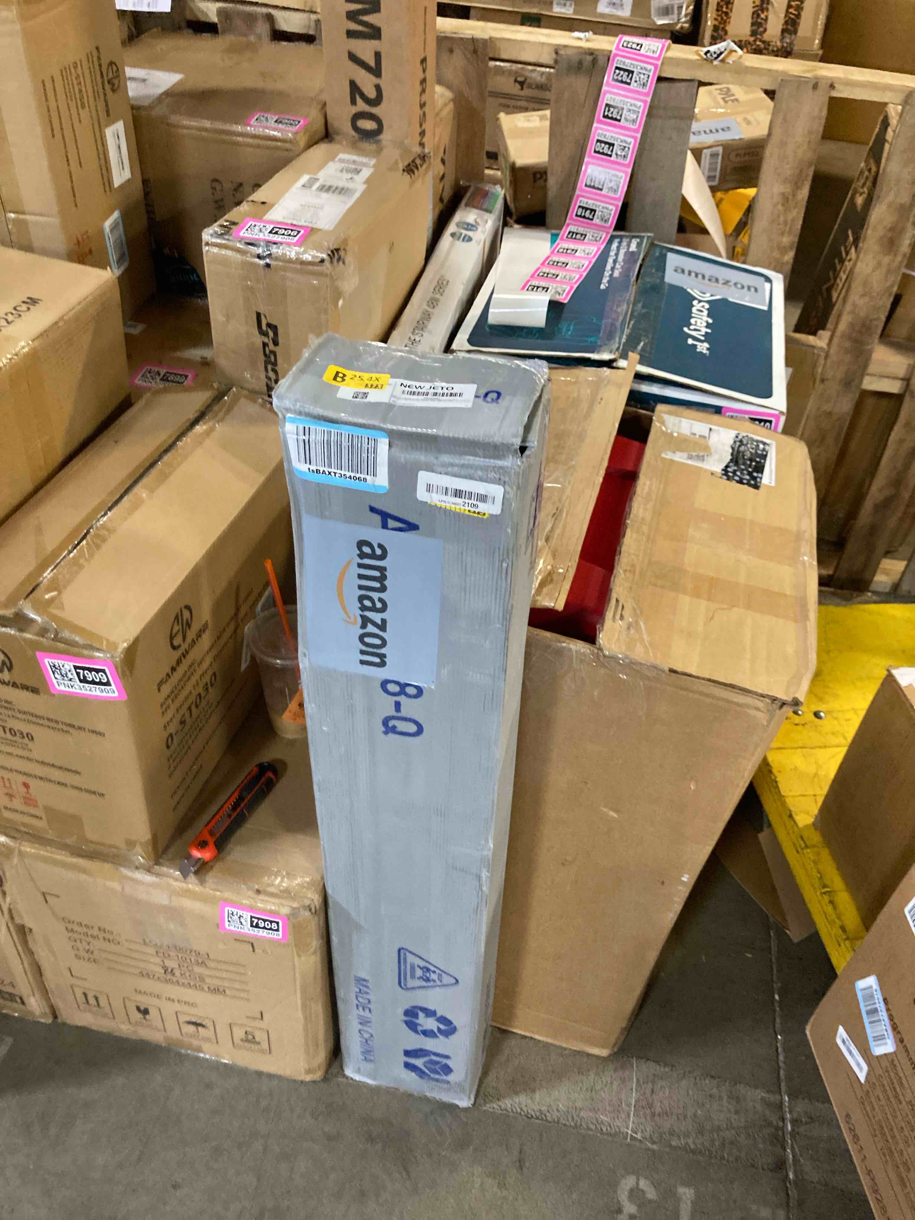https://s3.amazonaws.com/lotting-images-prod/phillipi/PNK3527912_1756913783043.jpeg