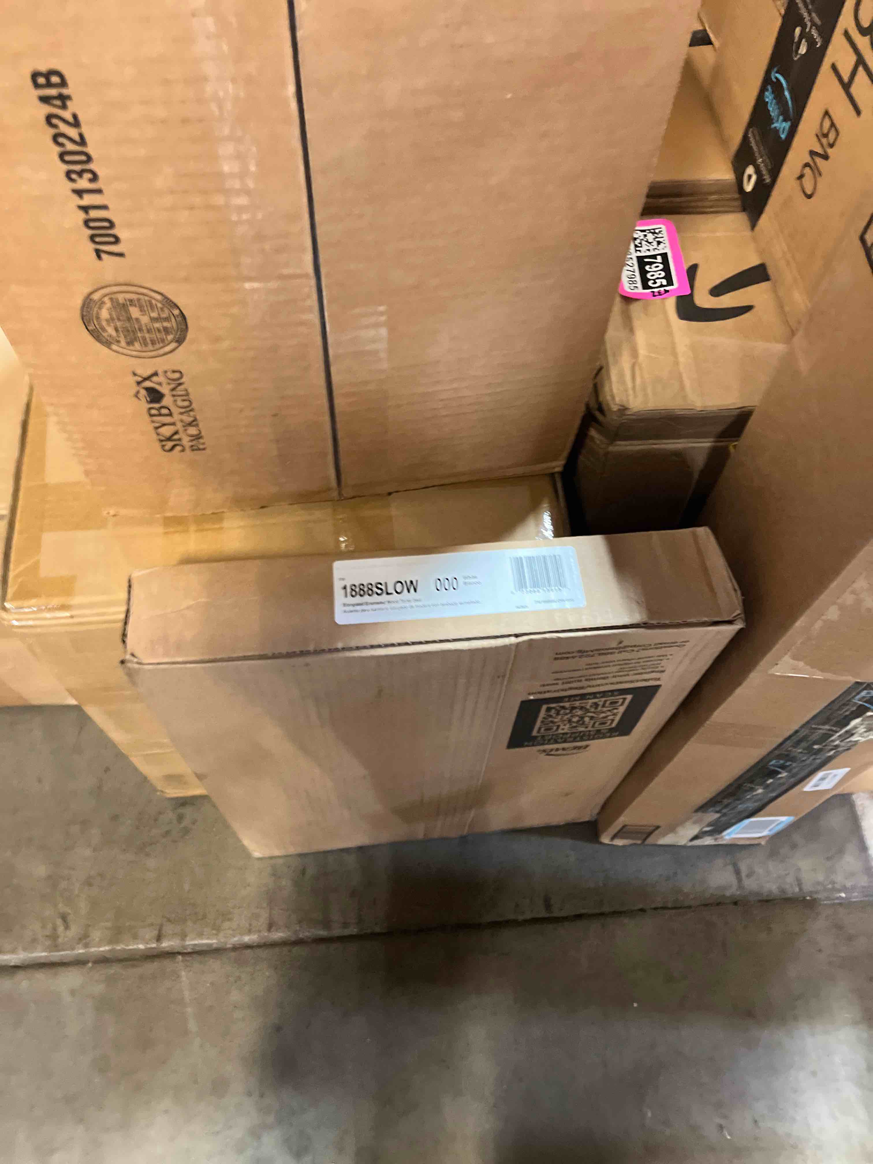 https://s3.amazonaws.com/lotting-images-prod/phillipi/PNK3527978_1756917421642.jpeg