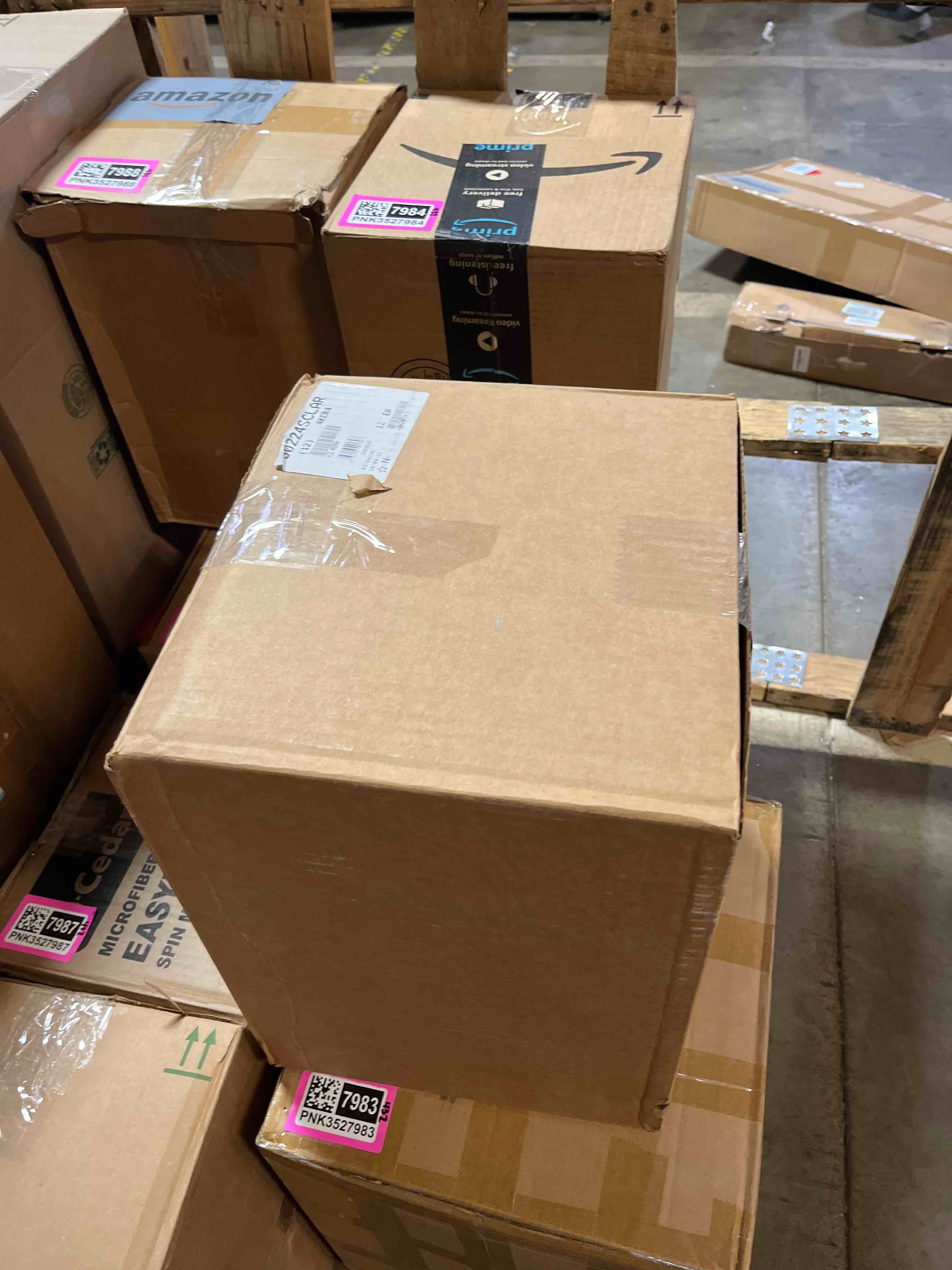 https://s3.amazonaws.com/lotting-images-prod/phillipi/PNK3527982_1756916966093.jpeg