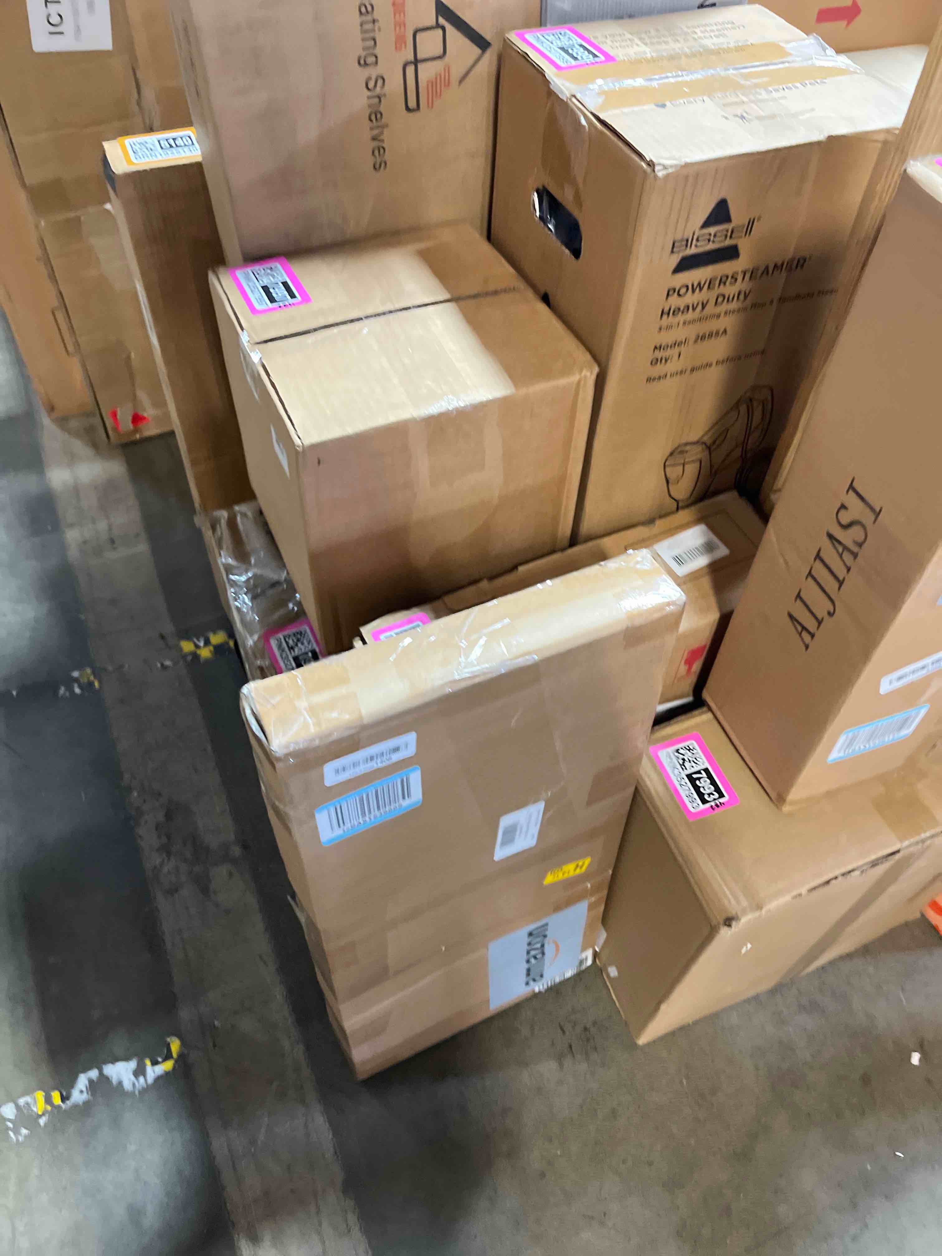 https://s3.amazonaws.com/lotting-images-prod/phillipi/PNK3527991_1756915027158.jpeg