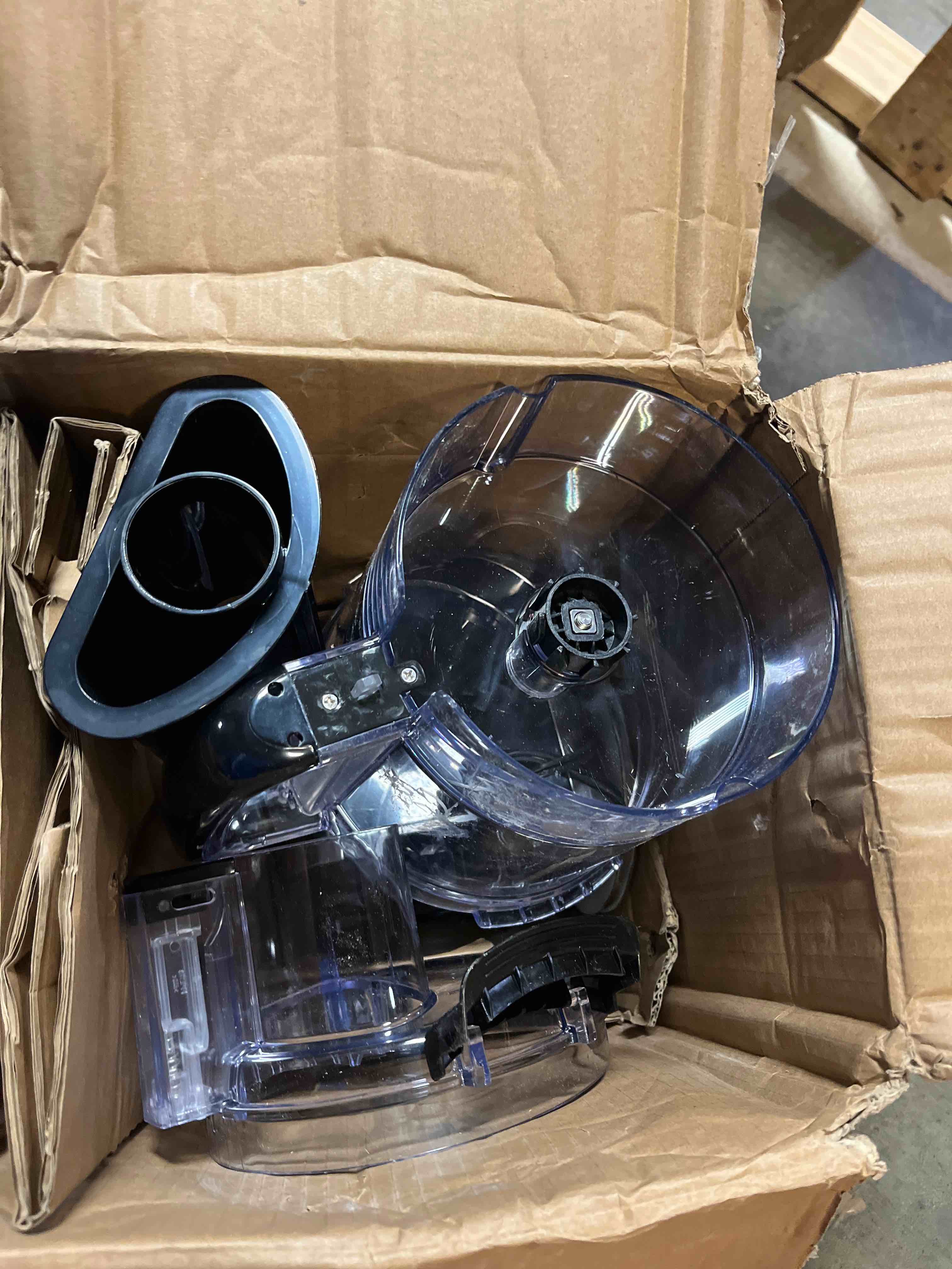 https://s3.amazonaws.com/lotting-images-prod/phillipi/PNK3527998_1756914481725.jpeg