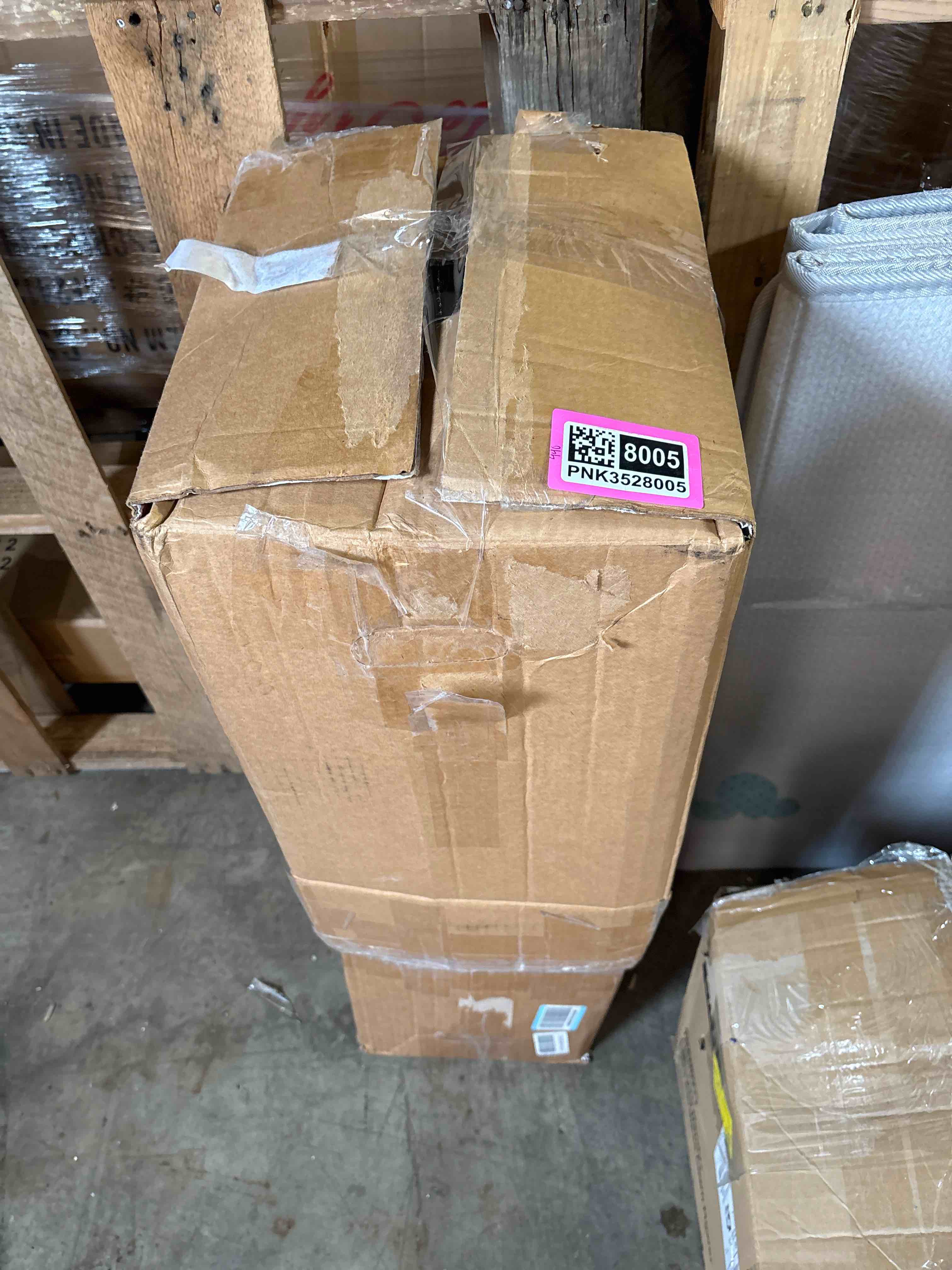 https://s3.amazonaws.com/lotting-images-prod/phillipi/PNK3528005_1757013713290.jpeg