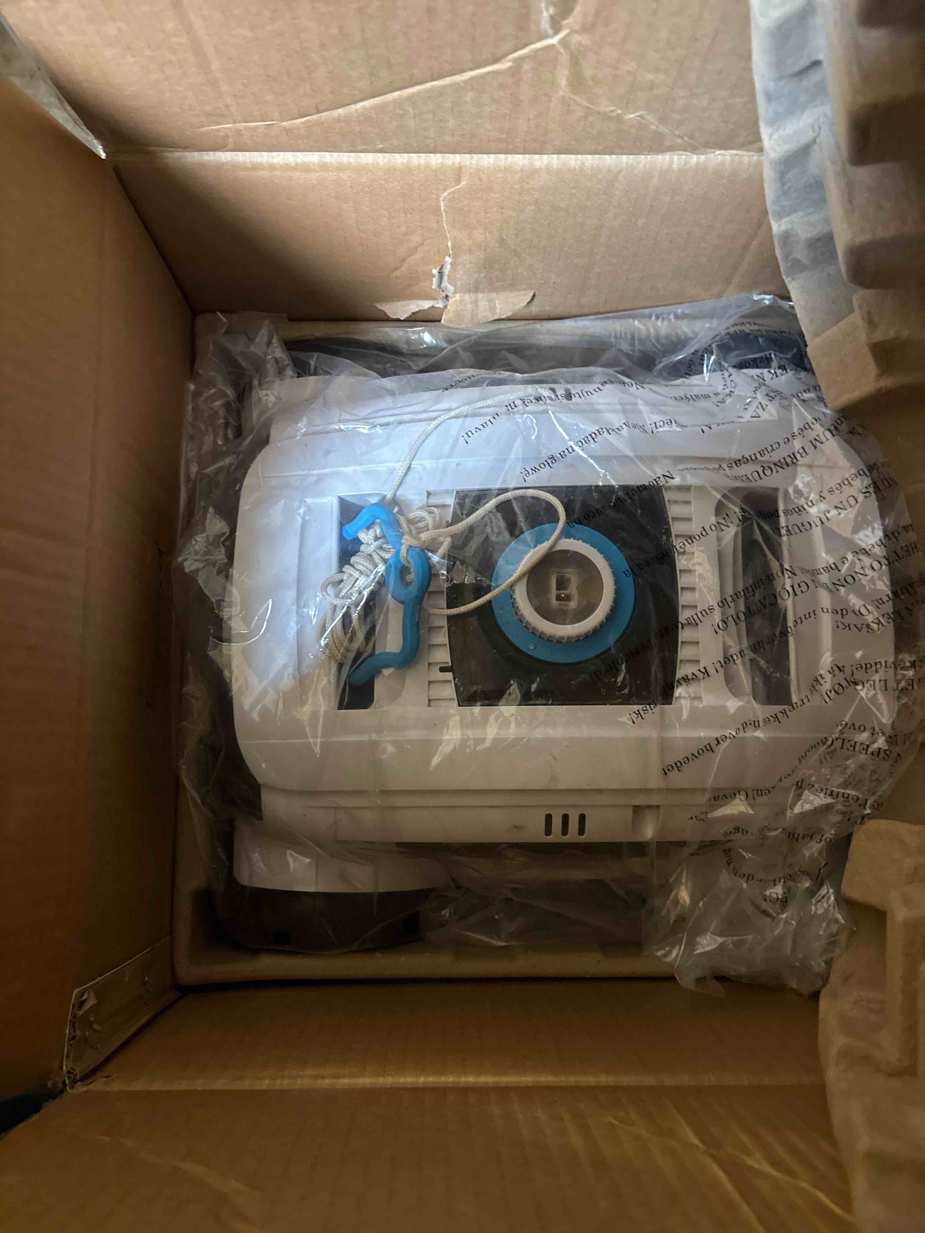 https://s3.amazonaws.com/lotting-images-prod/phillipi/PNK3528011_1757016772430.jpeg