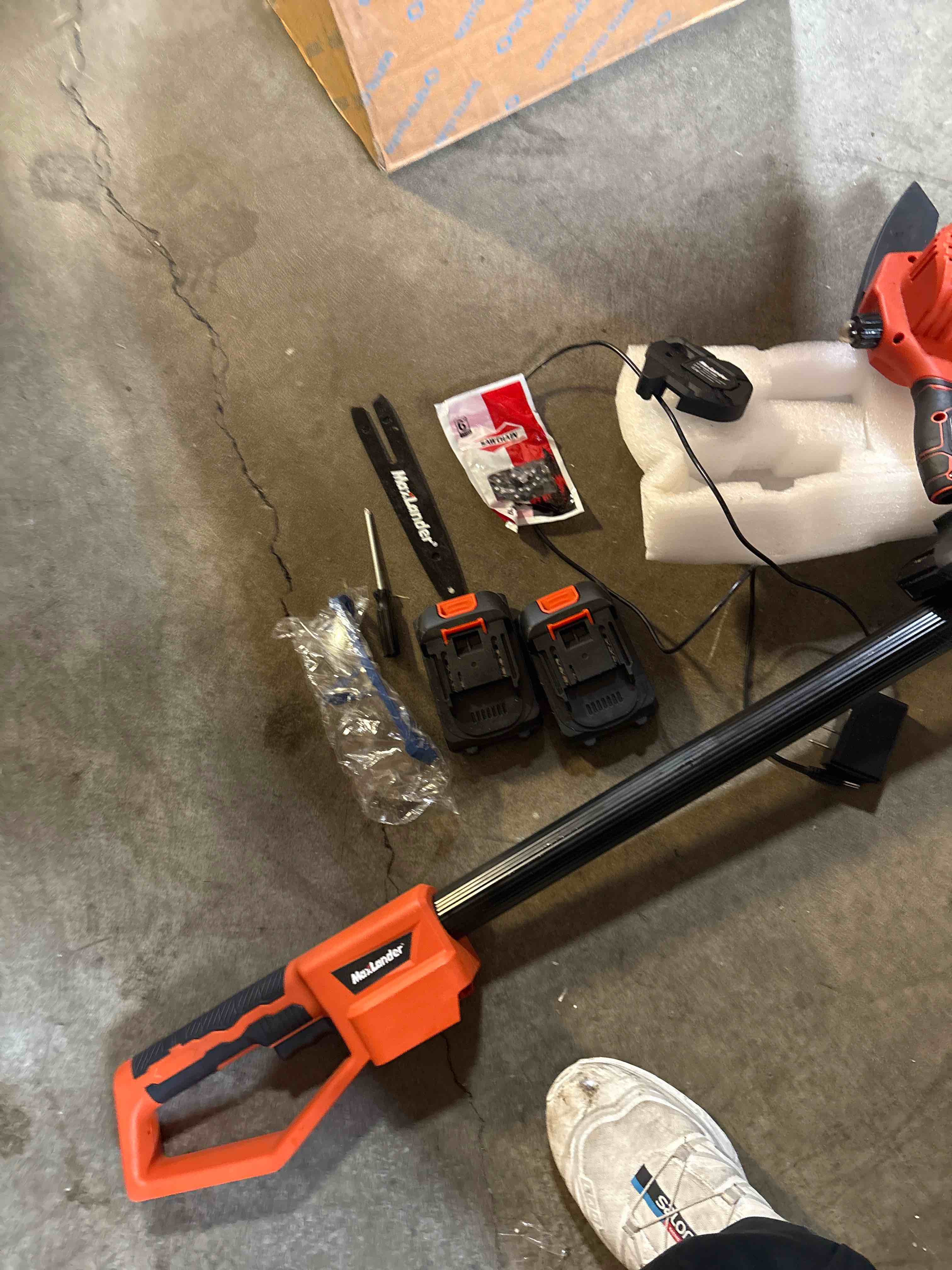 https://s3.amazonaws.com/lotting-images-prod/phillipi/PNK3528016_1757018313409.jpeg