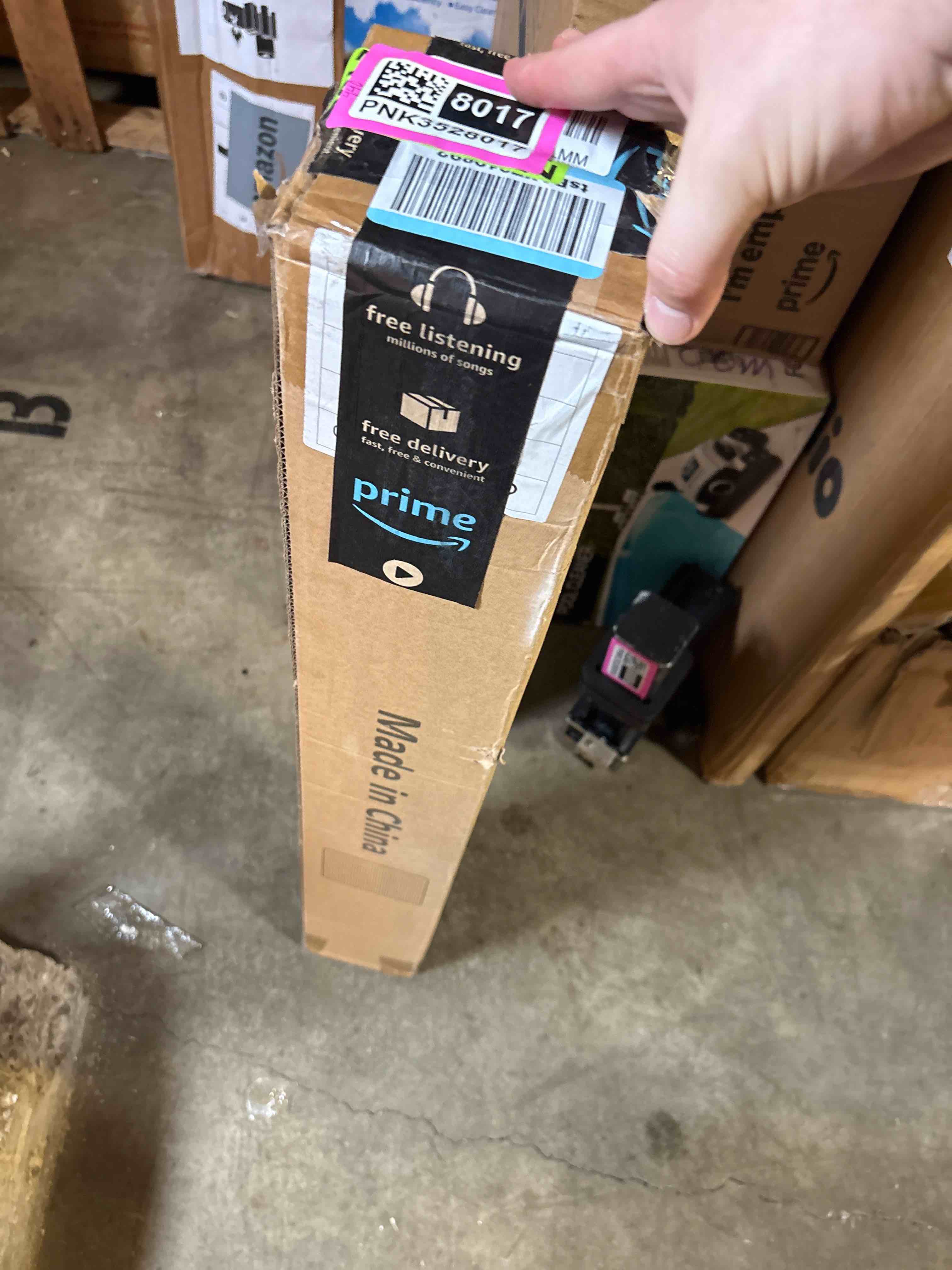 https://s3.amazonaws.com/lotting-images-prod/phillipi/PNK3528017_1757018586100.jpeg