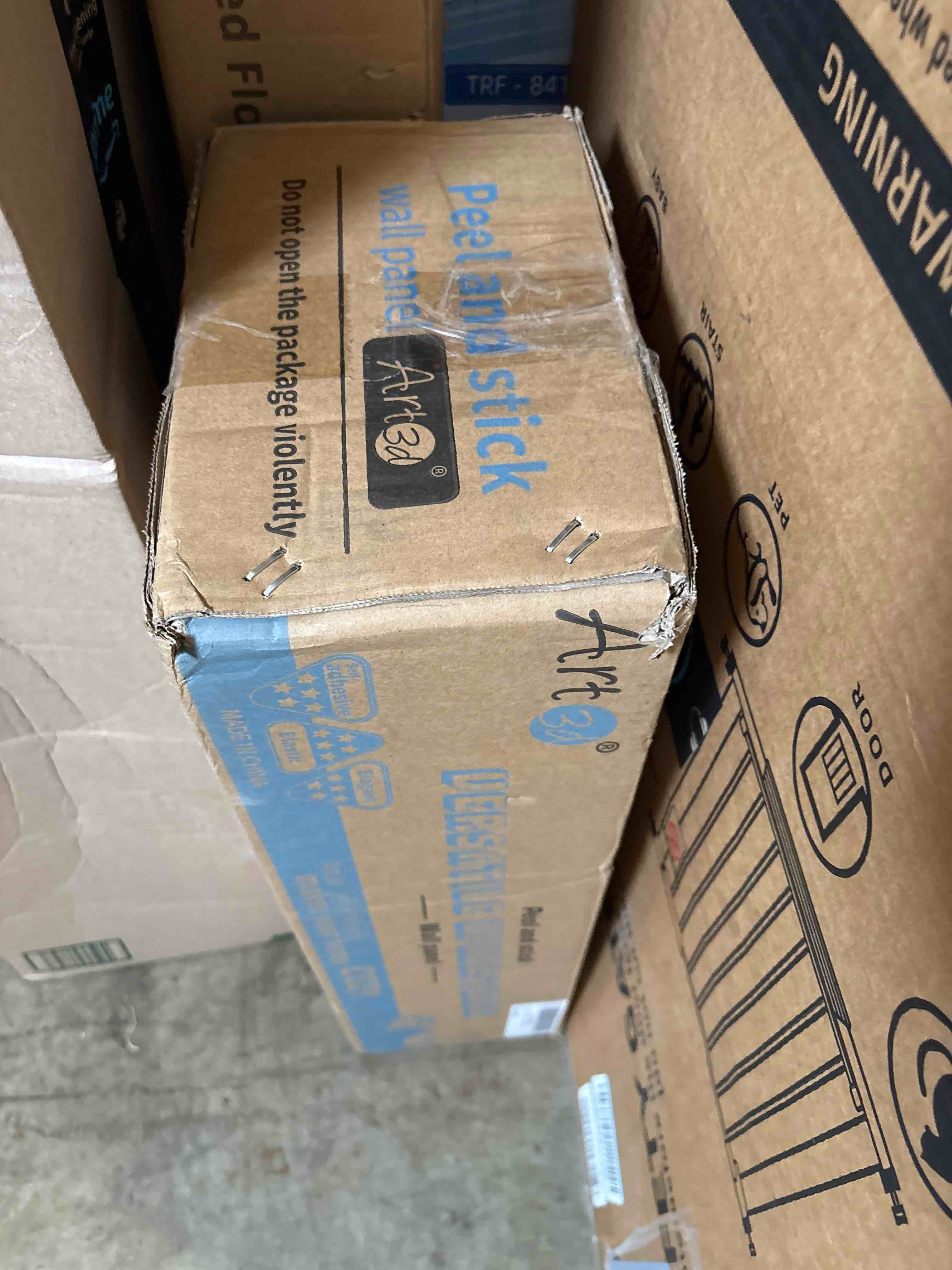 https://s3.amazonaws.com/lotting-images-prod/phillipi/PNK3528021_1757019642785.jpeg