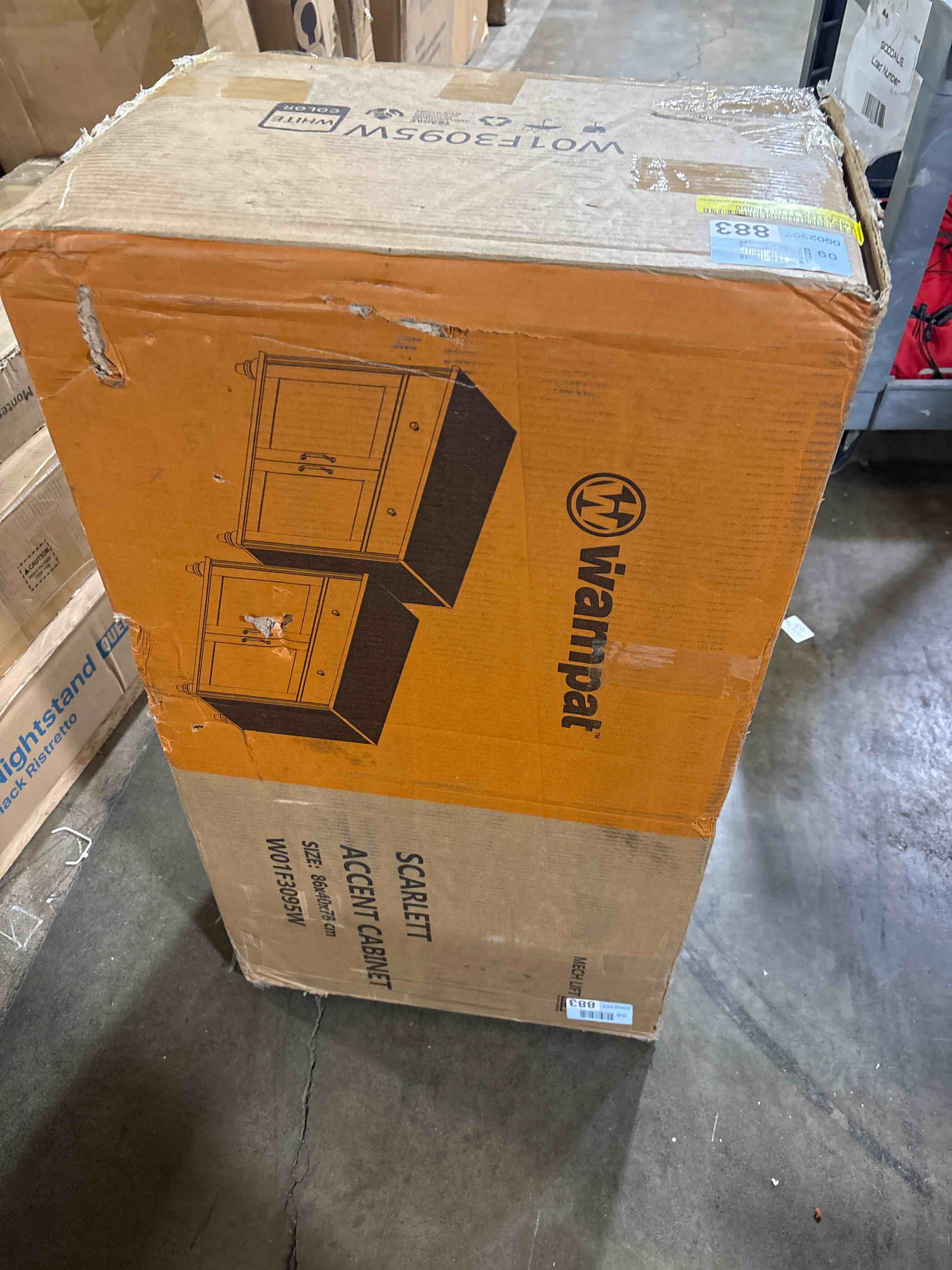 https://s3.amazonaws.com/lotting-images-prod/phillipi/PNK3528049_1757603327219.jpeg