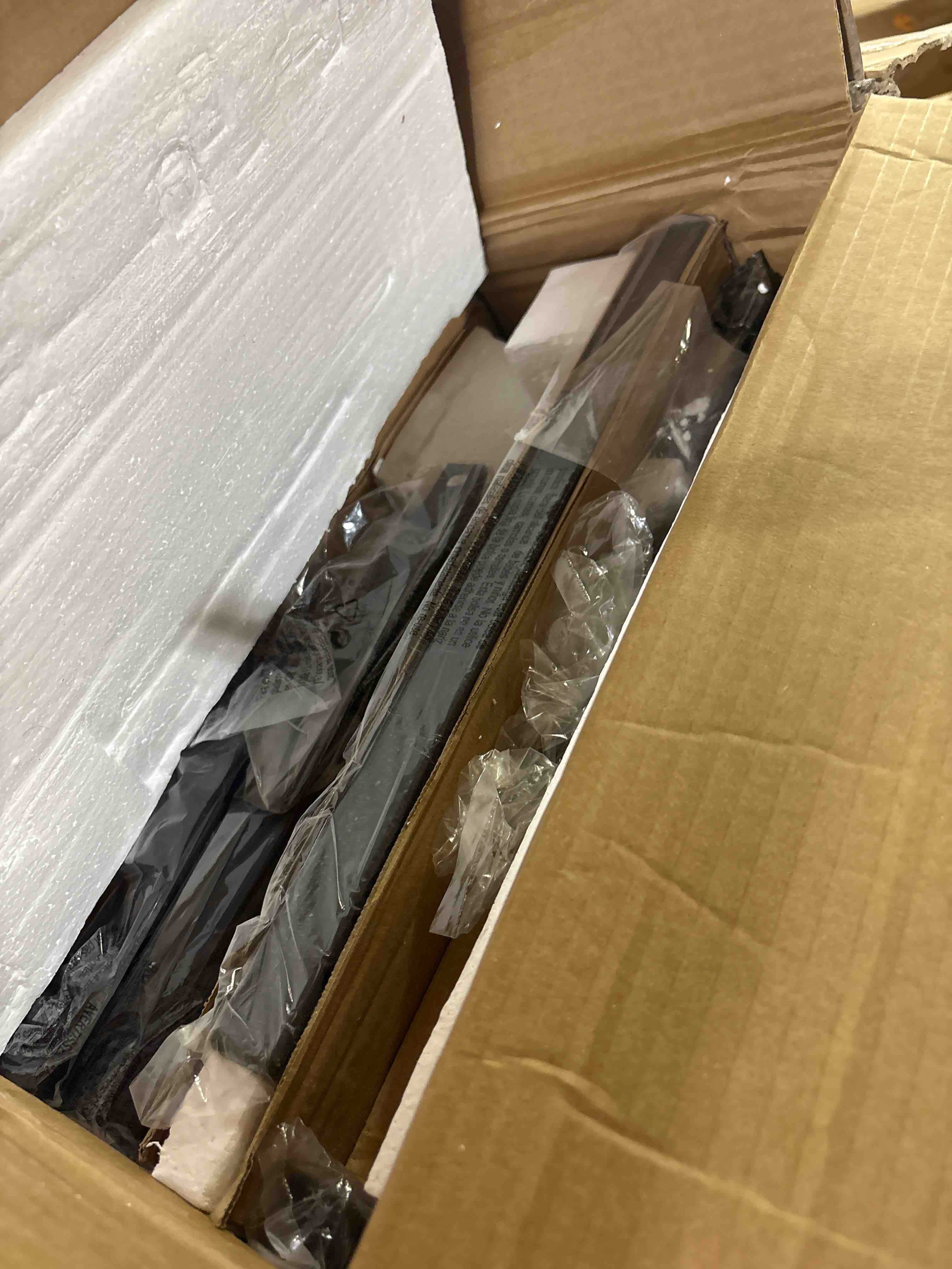 https://s3.amazonaws.com/lotting-images-prod/phillipi/PNK3528058_1757608910653.jpeg
