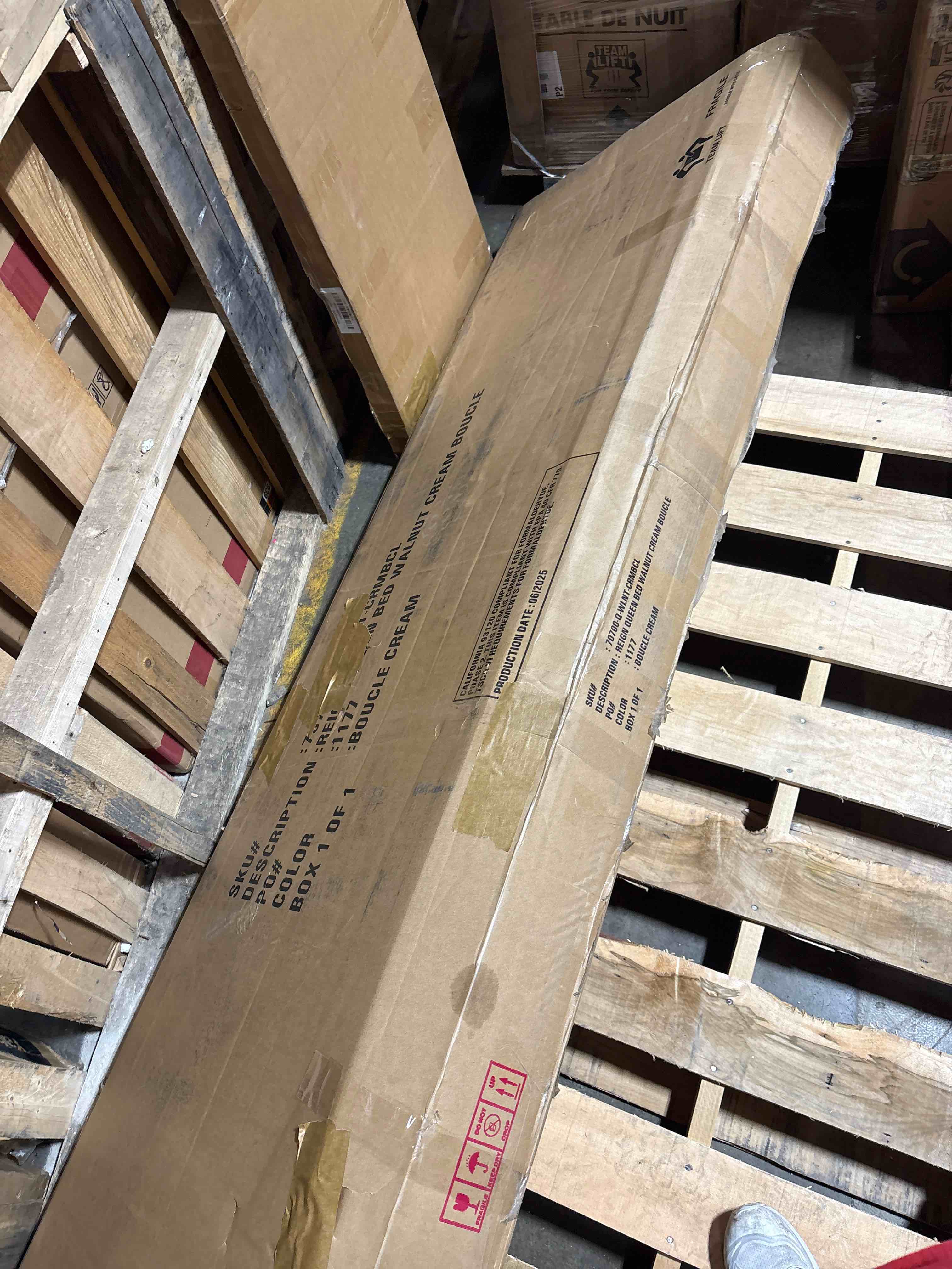 https://s3.amazonaws.com/lotting-images-prod/phillipi/PNK3528060_1757530381030.jpeg