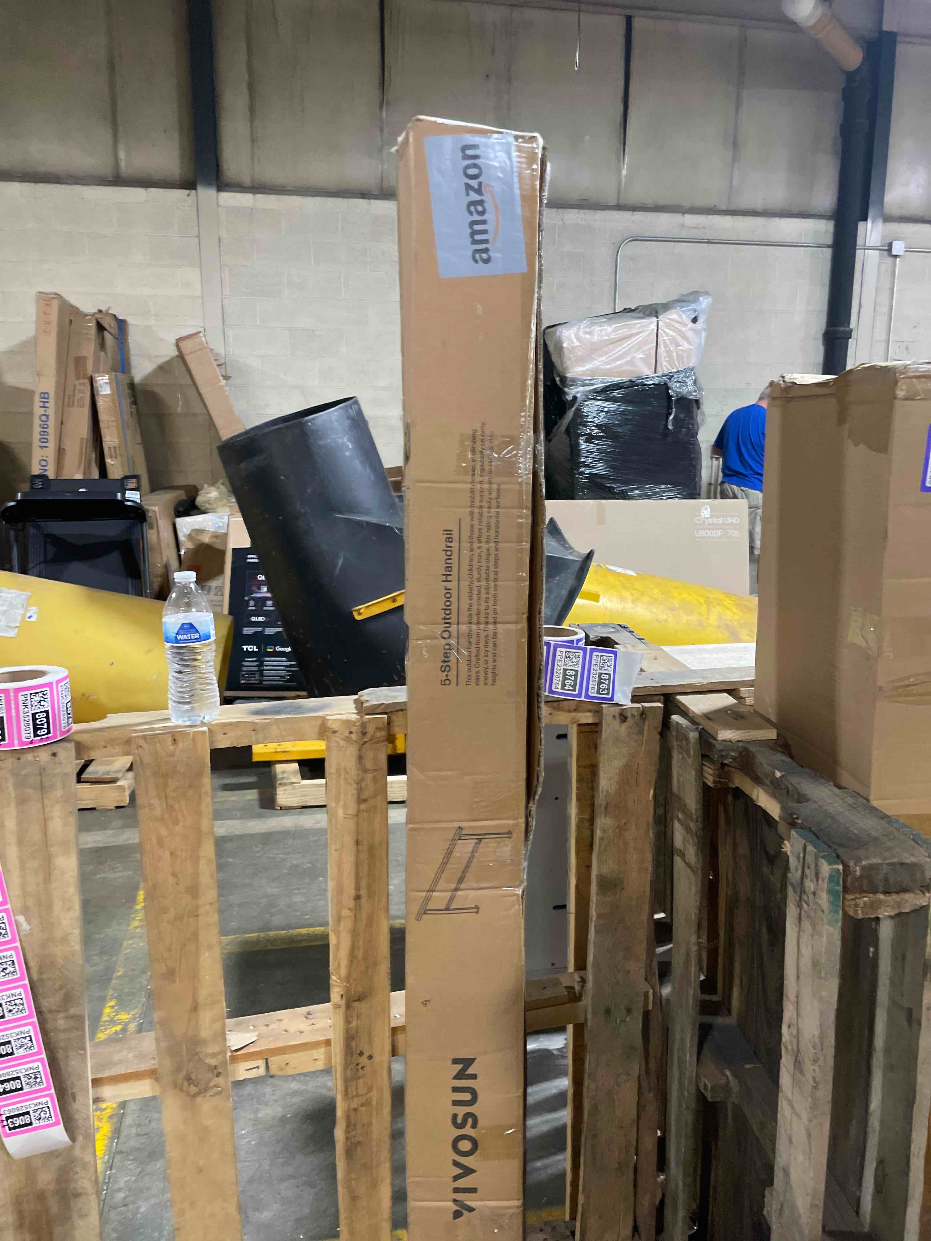 https://s3.amazonaws.com/lotting-images-prod/phillipi/PNK3528063_1757084194527.jpeg