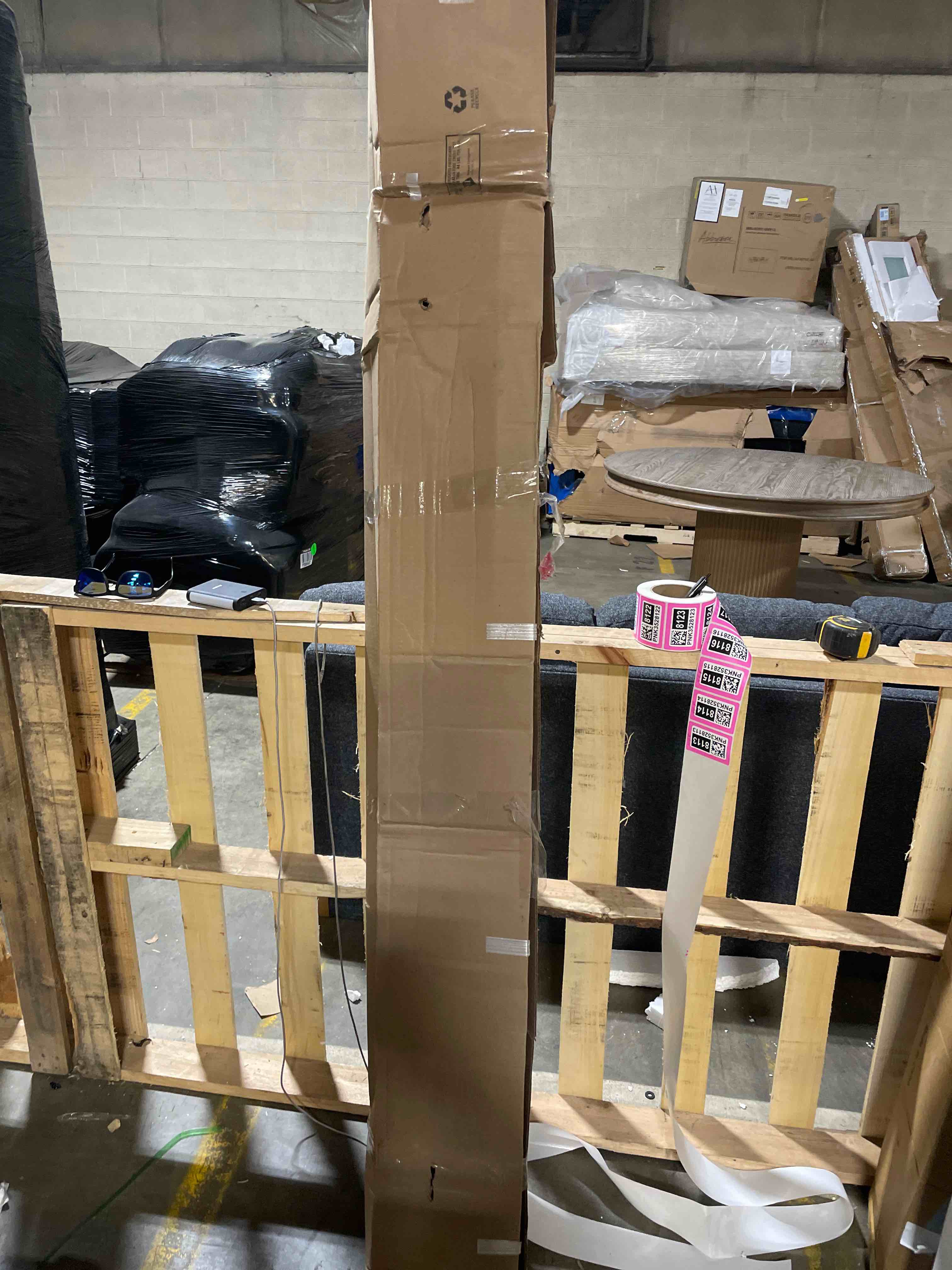 https://s3.amazonaws.com/lotting-images-prod/phillipi/PNK3528113_1757102443922.jpeg