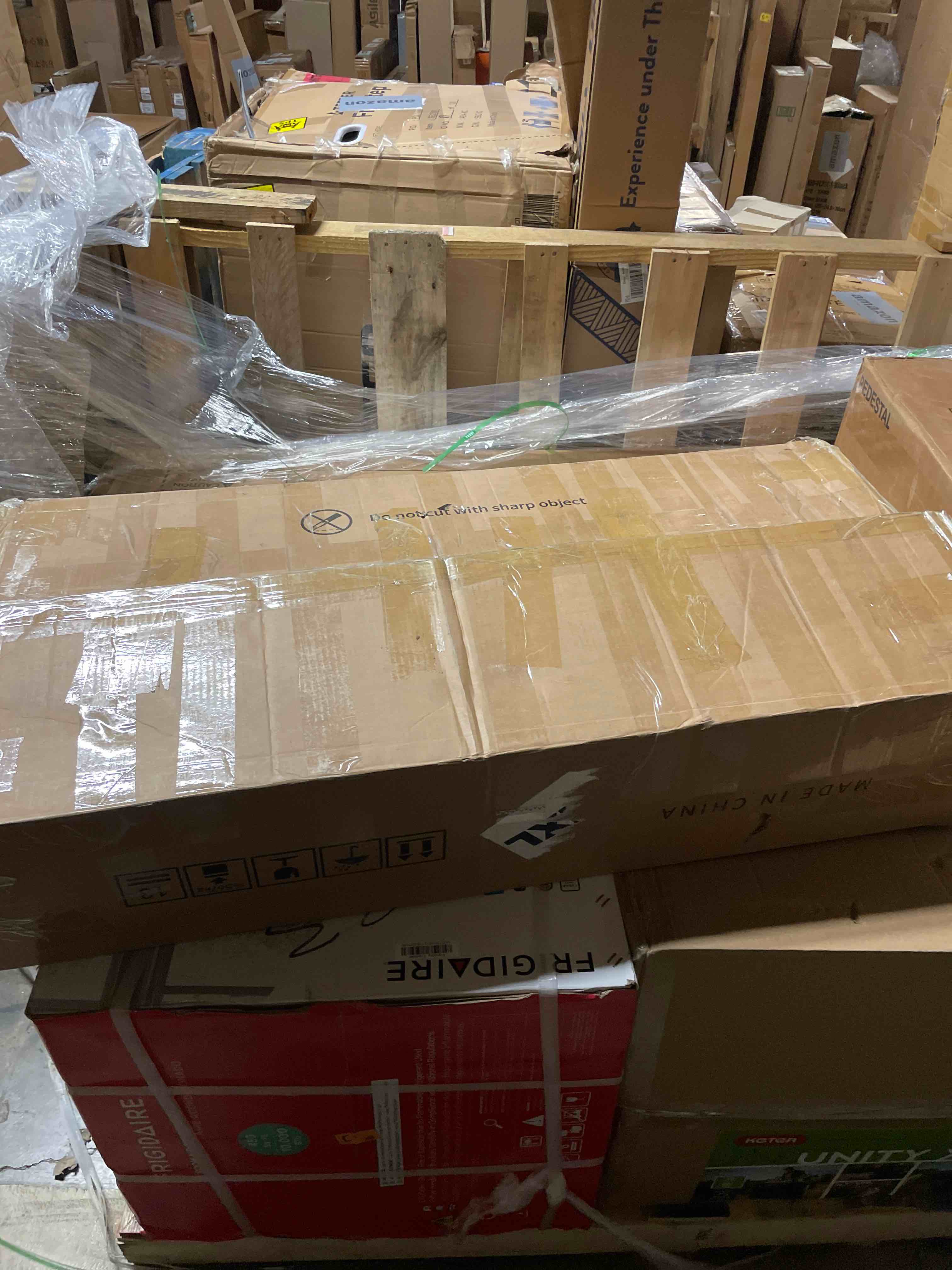 https://s3.amazonaws.com/lotting-images-prod/phillipi/PNK3528140_1757165588468.jpeg