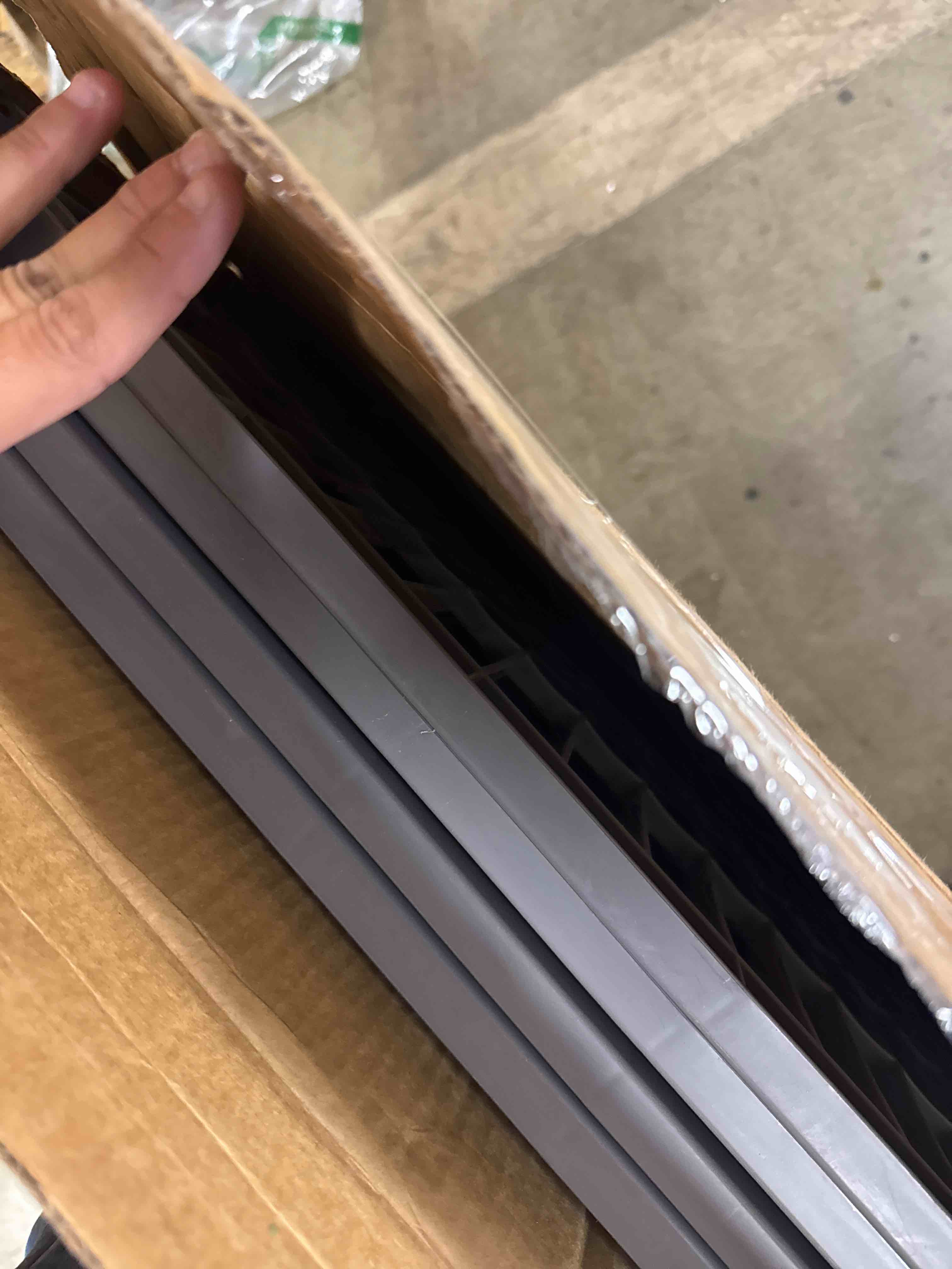 https://s3.amazonaws.com/lotting-images-prod/phillipi/PNK3528192_1757429289096.jpeg