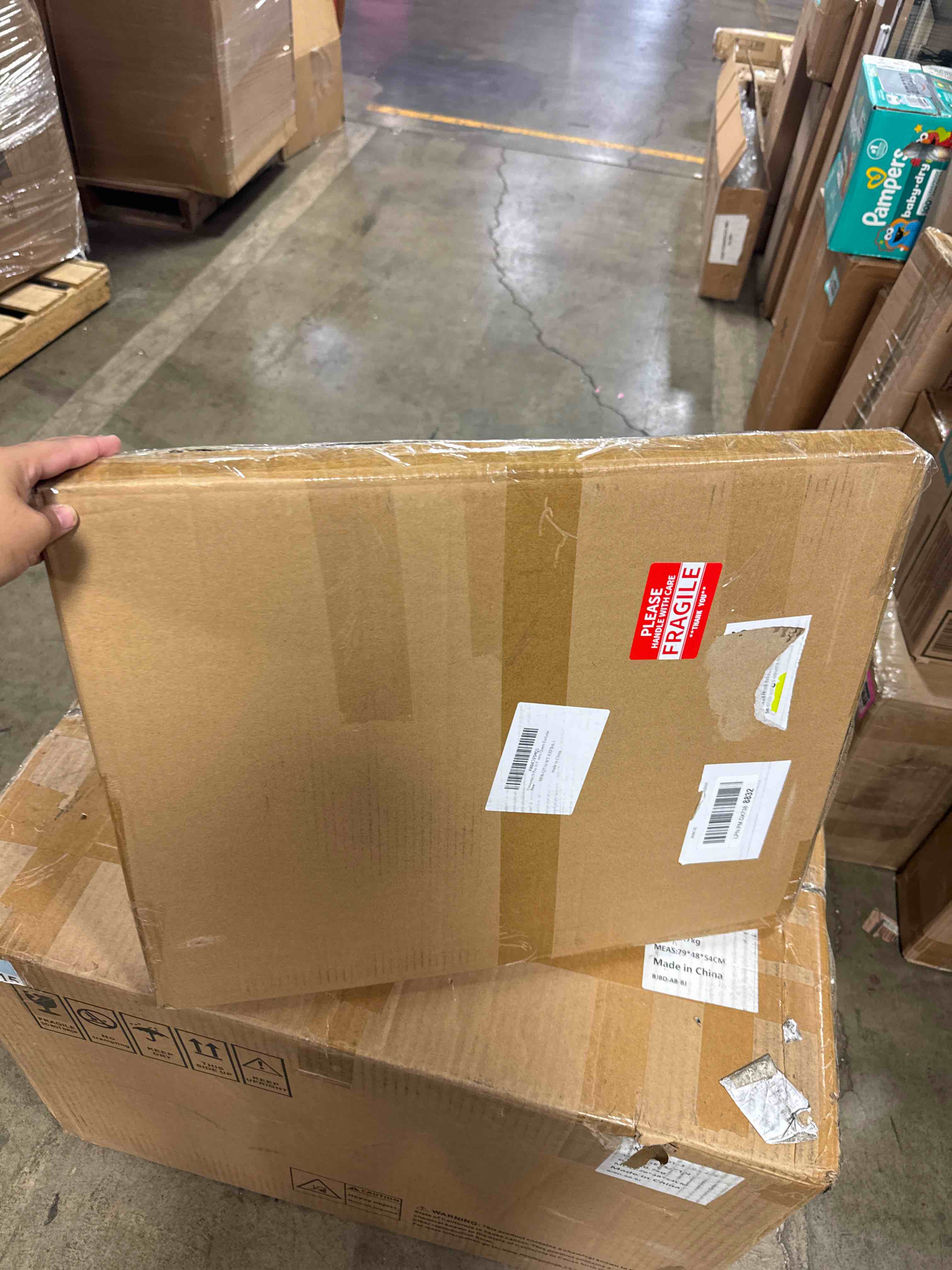 https://s3.amazonaws.com/lotting-images-prod/phillipi/PNK3528195_1757429663094.jpeg