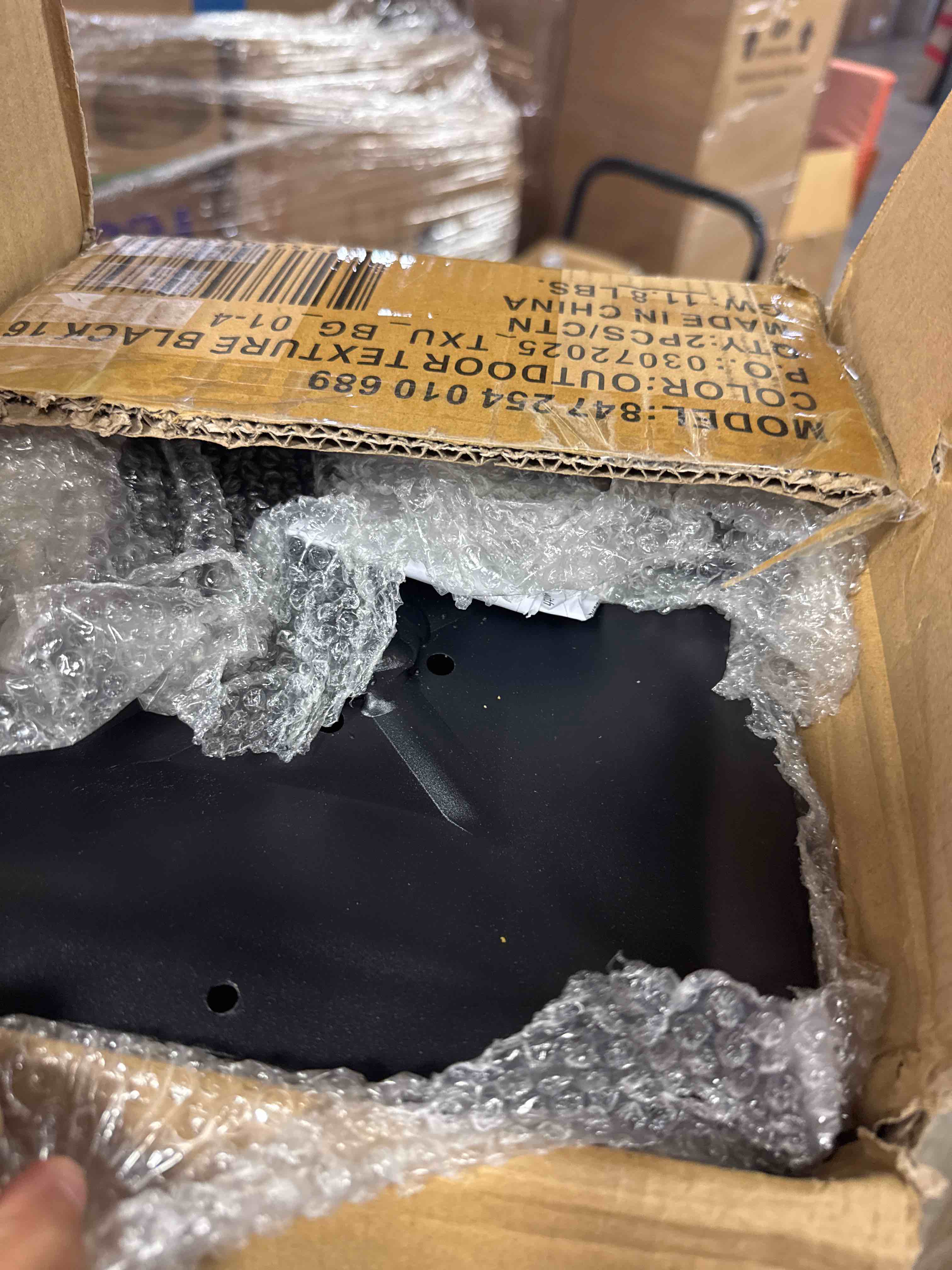 https://s3.amazonaws.com/lotting-images-prod/phillipi/PNK3528197_1757429919518.jpeg