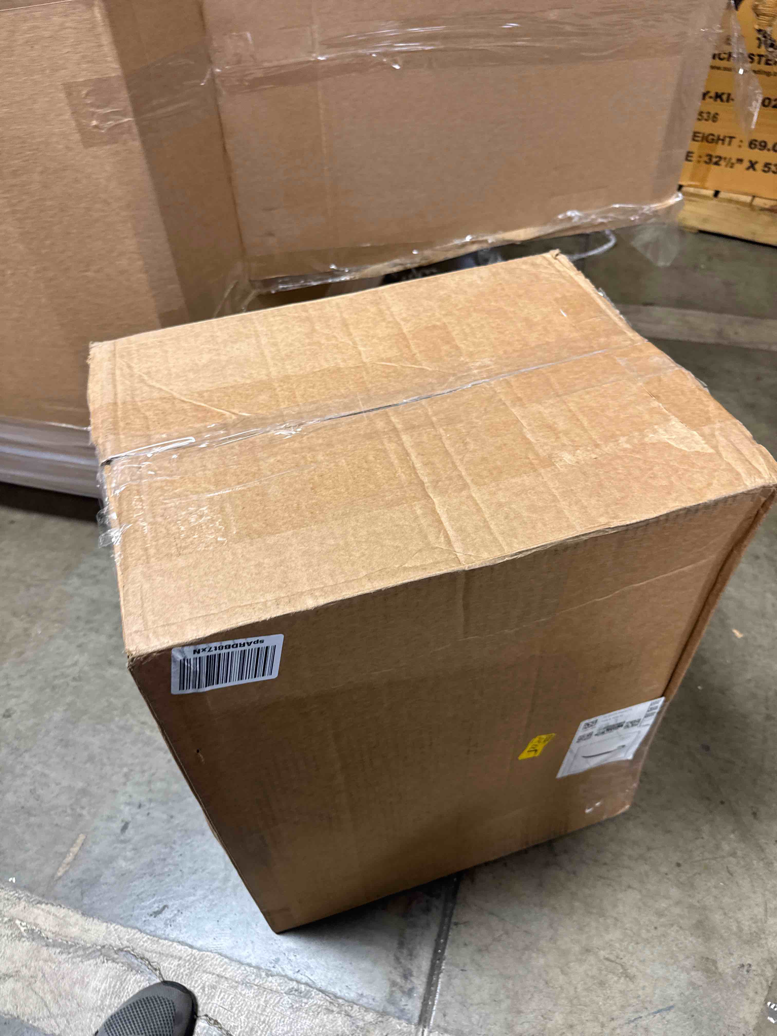 https://s3.amazonaws.com/lotting-images-prod/phillipi/PNK3528201_1757430493409.jpeg