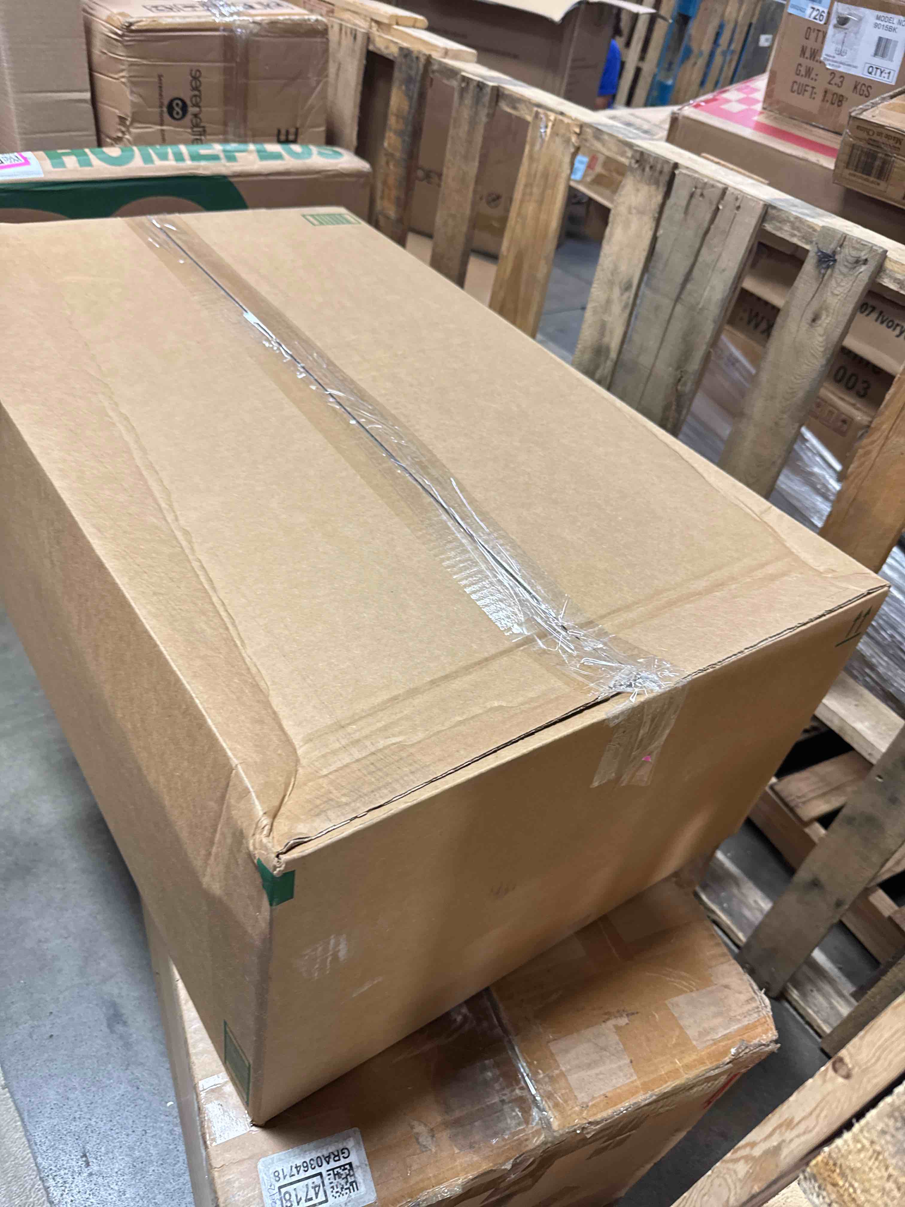 https://s3.amazonaws.com/lotting-images-prod/phillipi/PNK3528241_1757436078463.jpeg