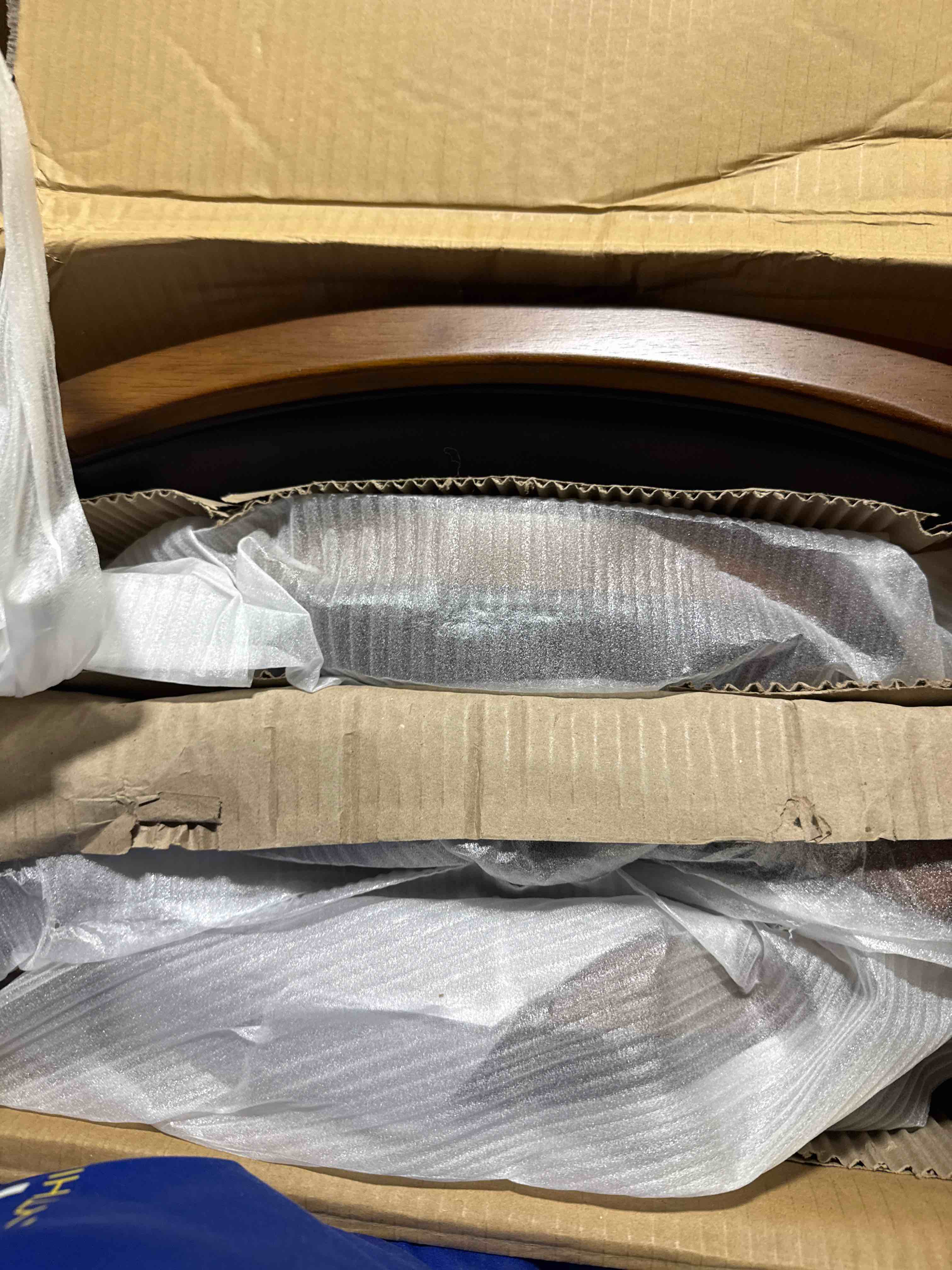 https://s3.amazonaws.com/lotting-images-prod/phillipi/PNK3528311_1757682300588.jpeg
