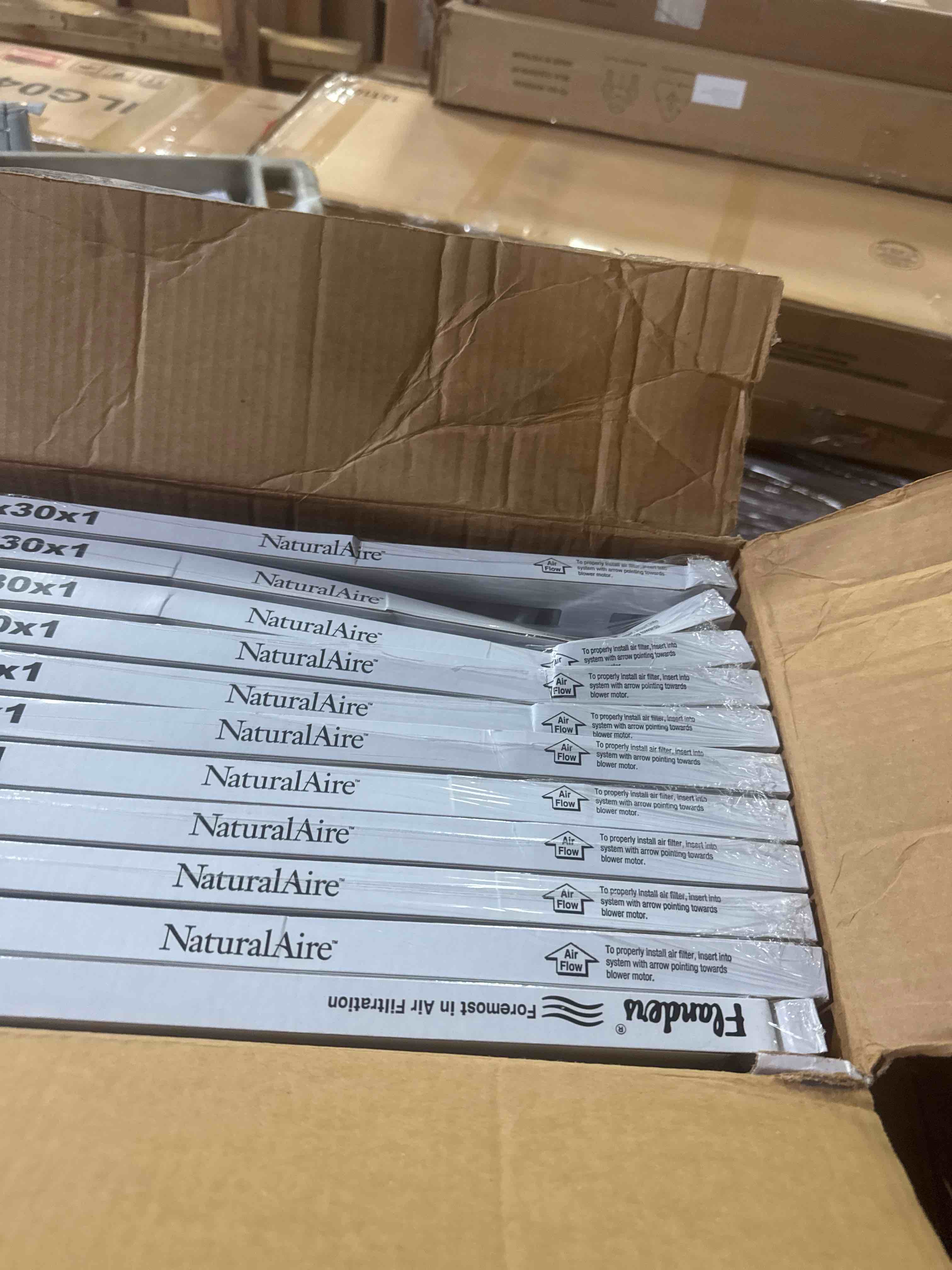 https://s3.amazonaws.com/lotting-images-prod/phillipi/PNK3528318_1757683956846.jpeg