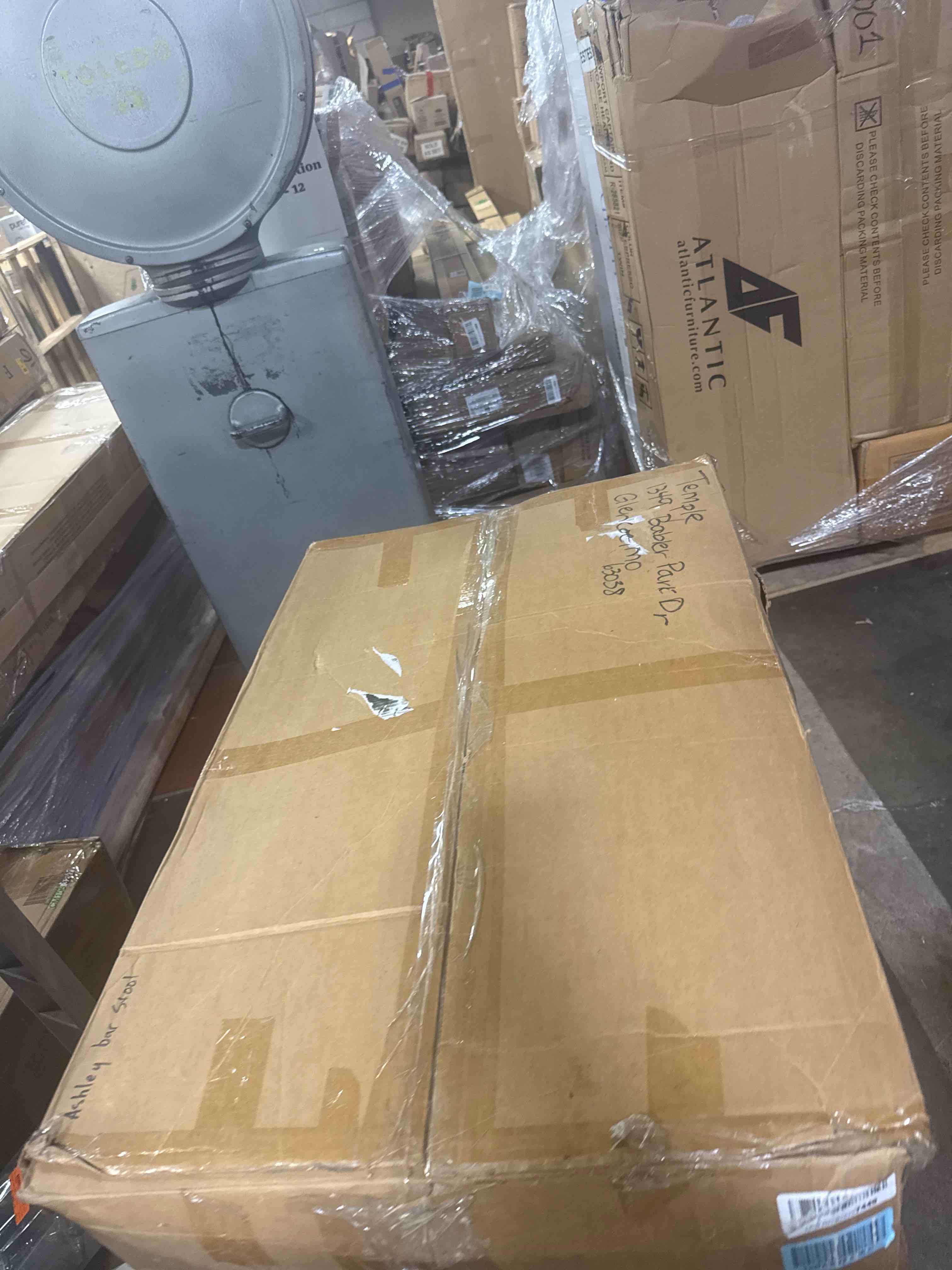 https://s3.amazonaws.com/lotting-images-prod/phillipi/PNK3528320_1757684379466.jpeg