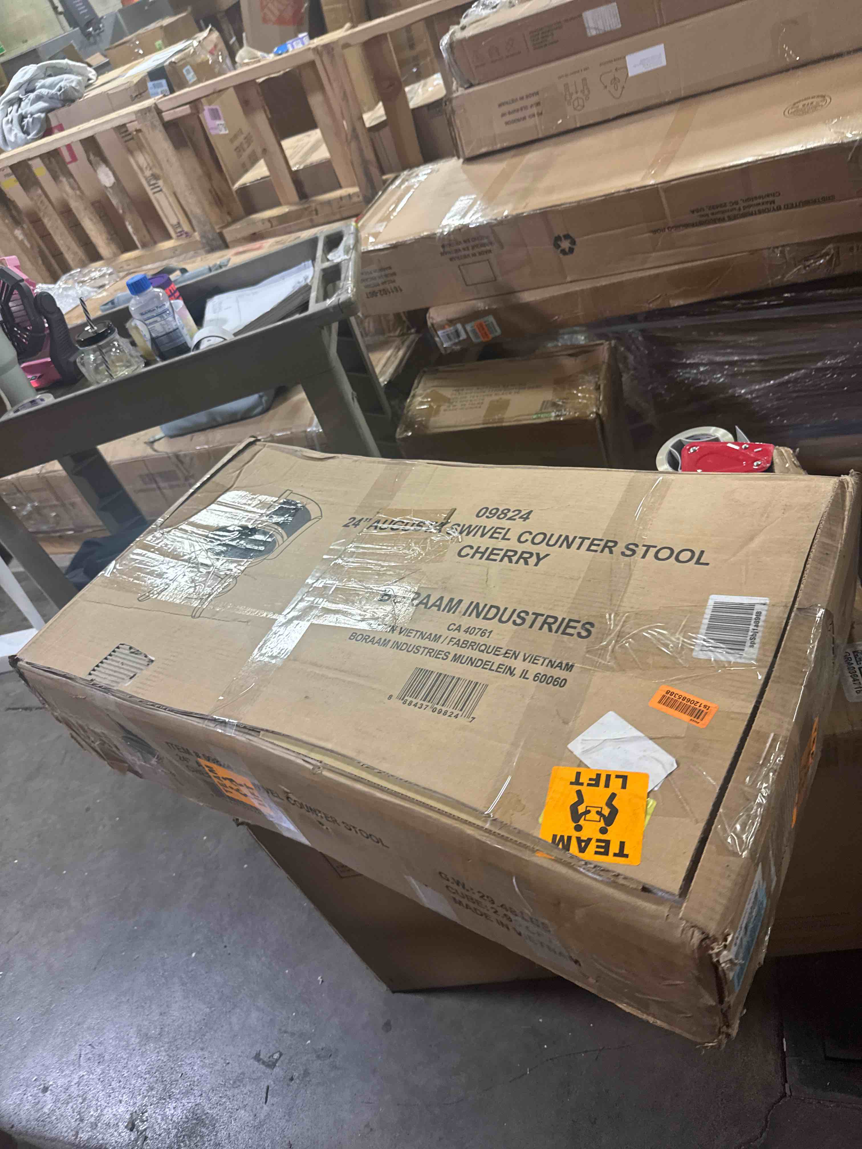 https://s3.amazonaws.com/lotting-images-prod/phillipi/PNK3528324_1757685266958.jpeg