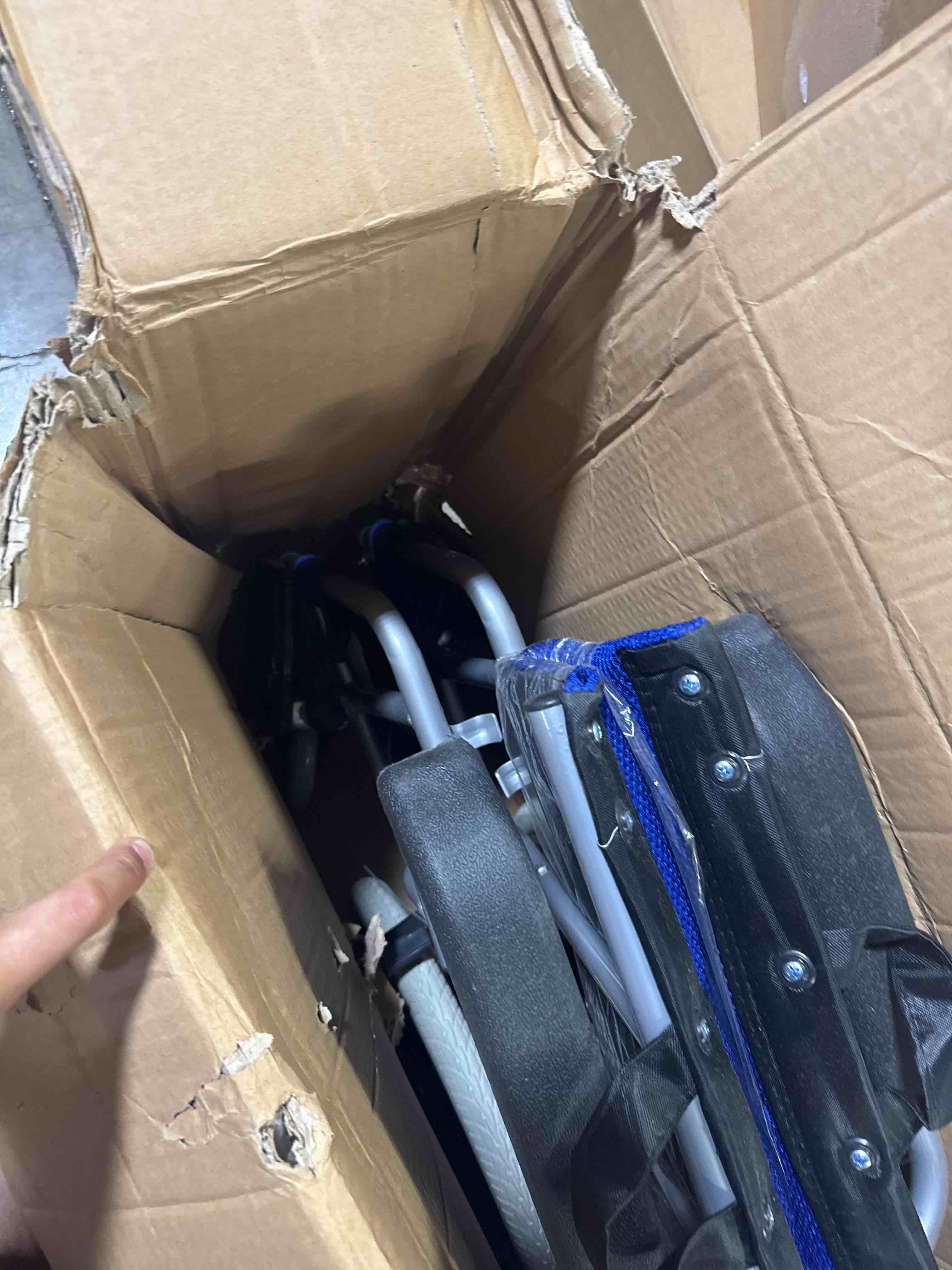 https://s3.amazonaws.com/lotting-images-prod/phillipi/PNK3528335_1757688158033.jpeg
