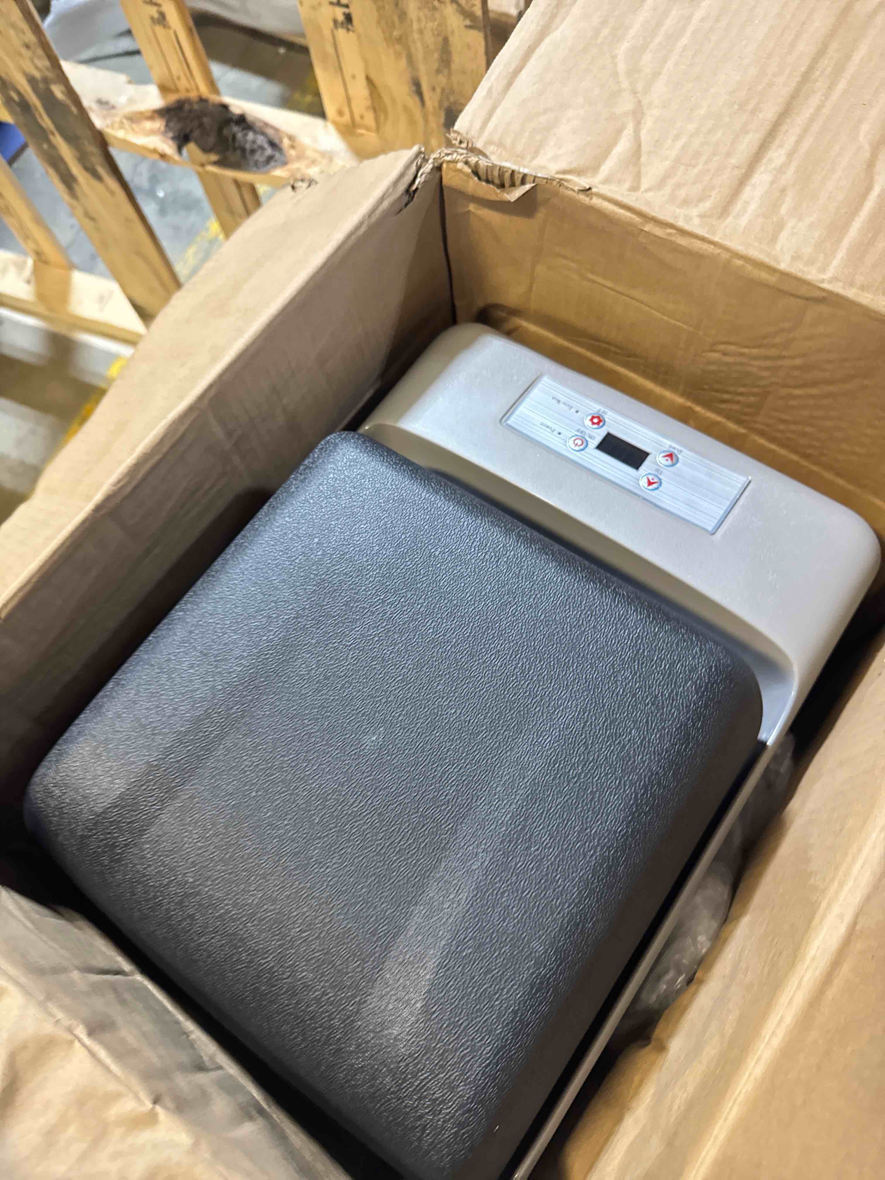 https://s3.amazonaws.com/lotting-images-prod/phillipi/PNK3528339_1758035026892.jpeg