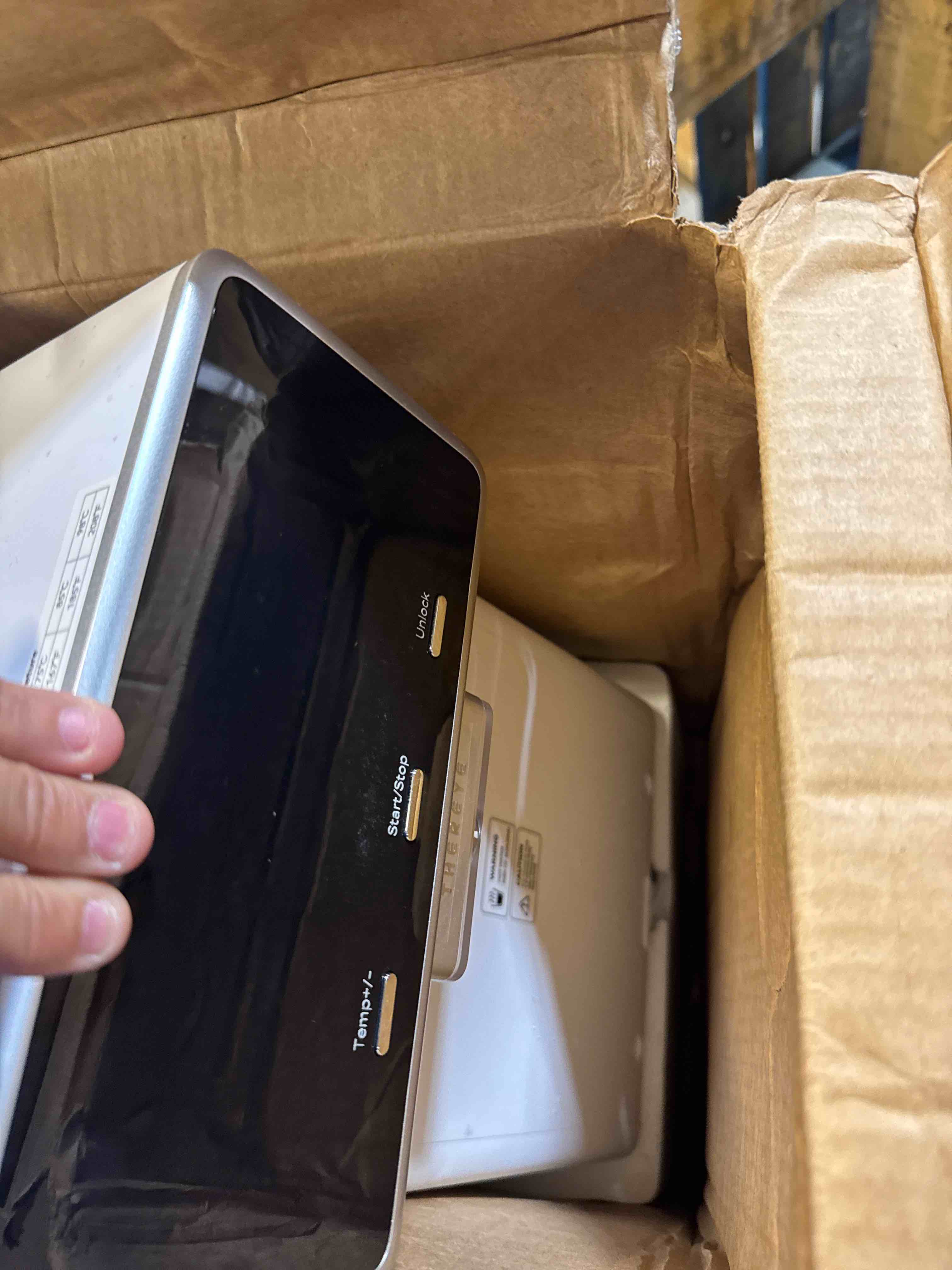 https://s3.amazonaws.com/lotting-images-prod/phillipi/PNK3528350_1758036628965.jpeg