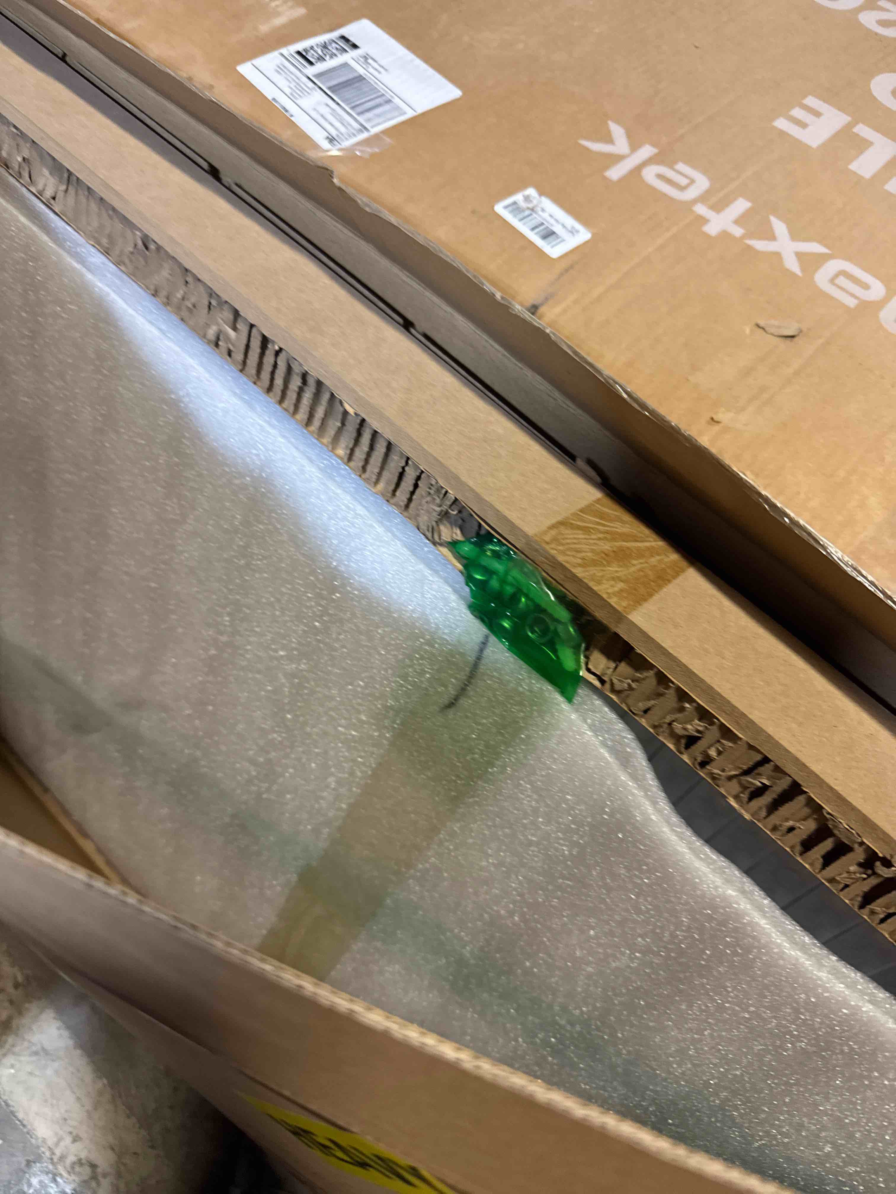 https://s3.amazonaws.com/lotting-images-prod/phillipi/PNK3528371_1758041479932.jpeg