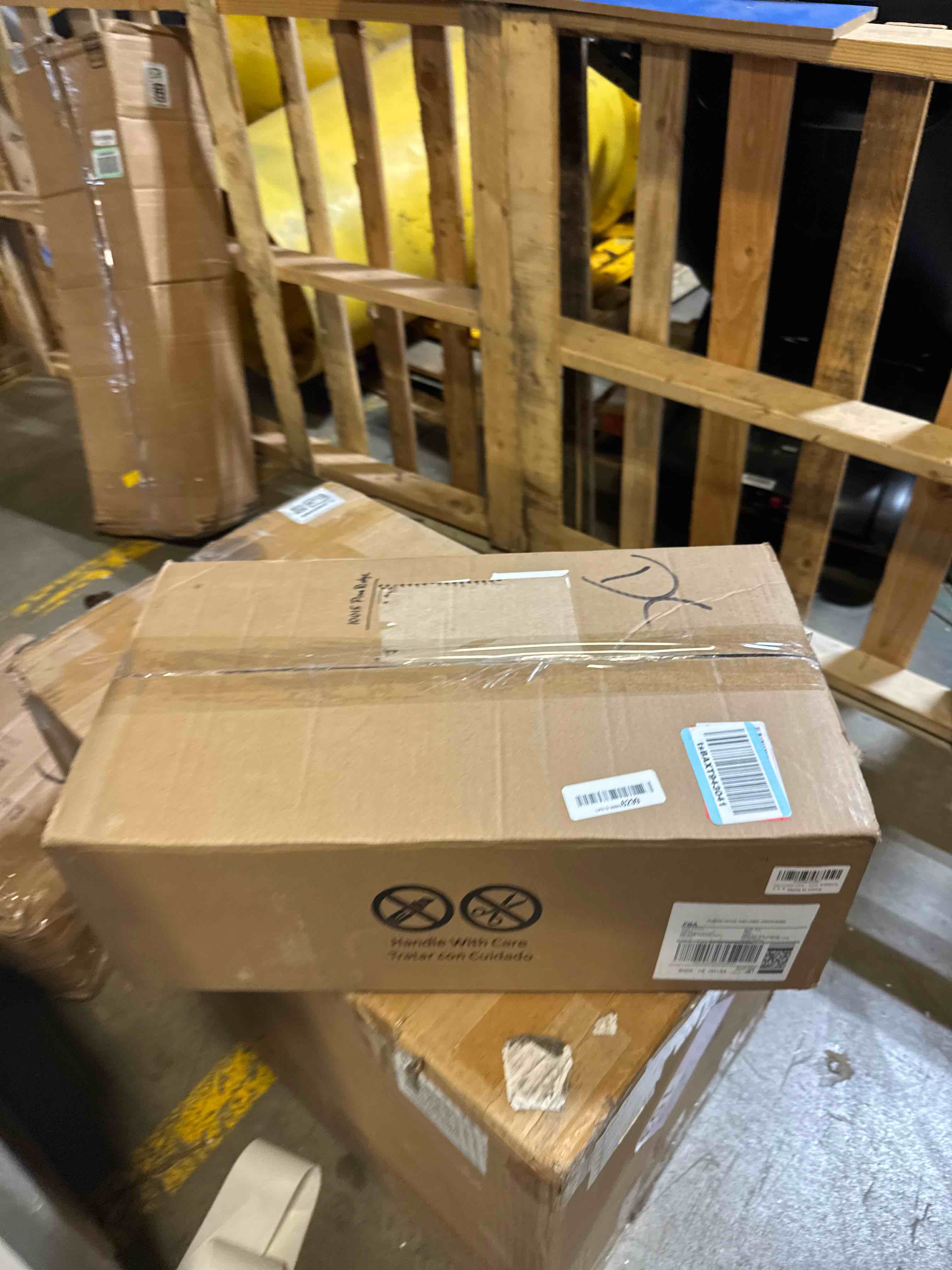 https://s3.amazonaws.com/lotting-images-prod/phillipi/PNK3528392_1758044866214.jpeg