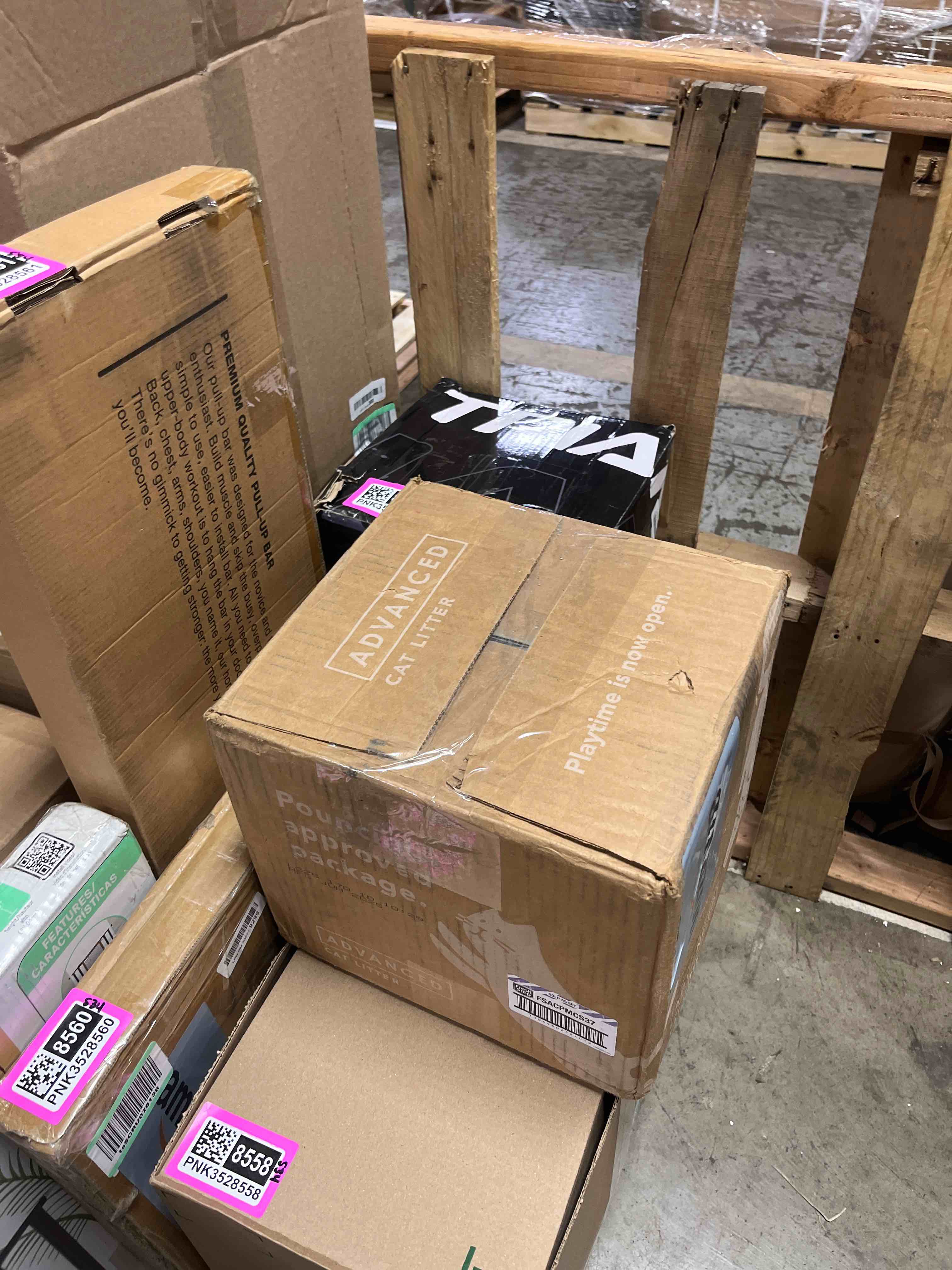 https://s3.amazonaws.com/lotting-images-prod/phillipi/PNK3528557_1758564048392.jpeg