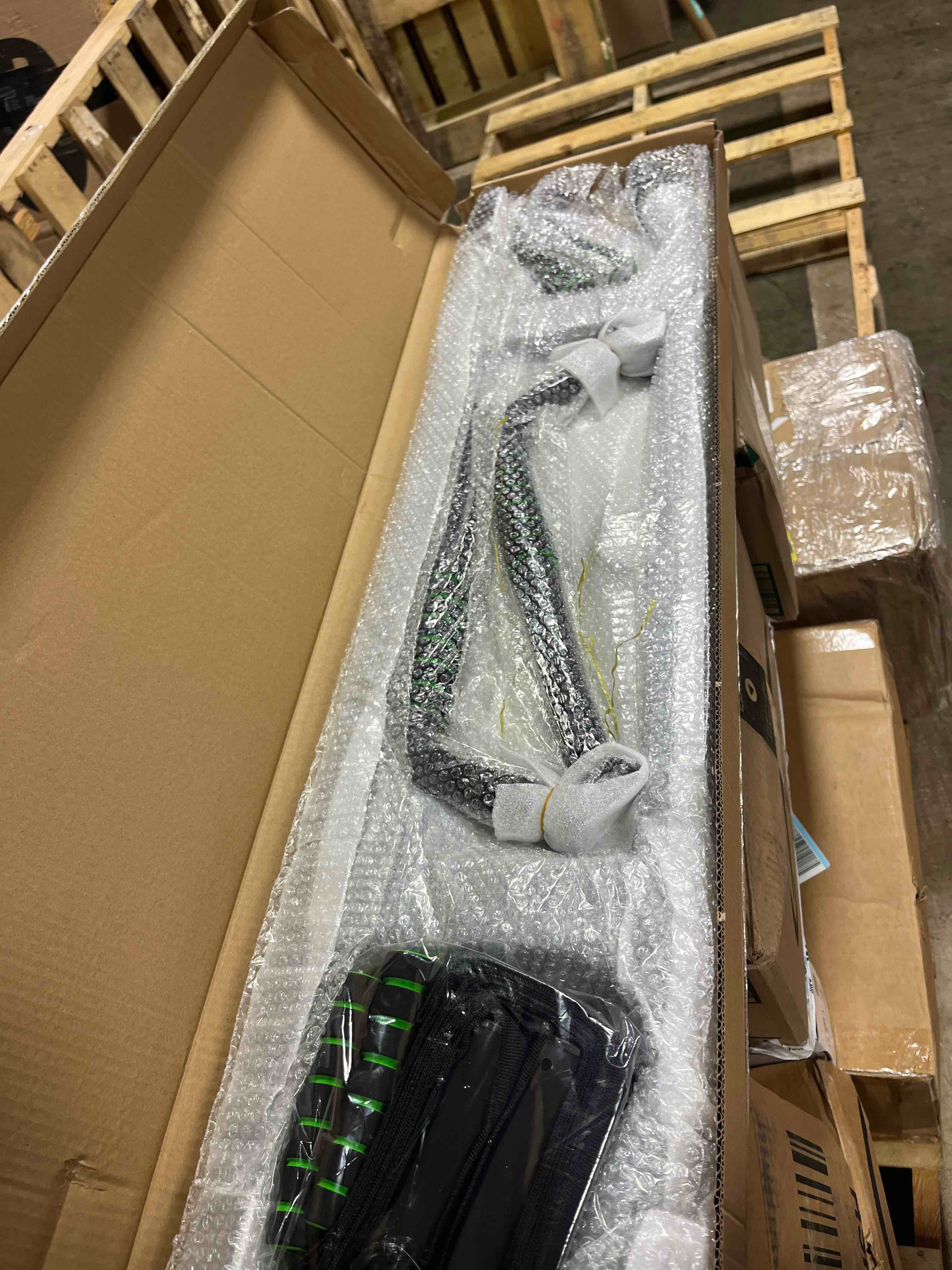 https://s3.amazonaws.com/lotting-images-prod/phillipi/PNK3528561_1758563710784.jpeg
