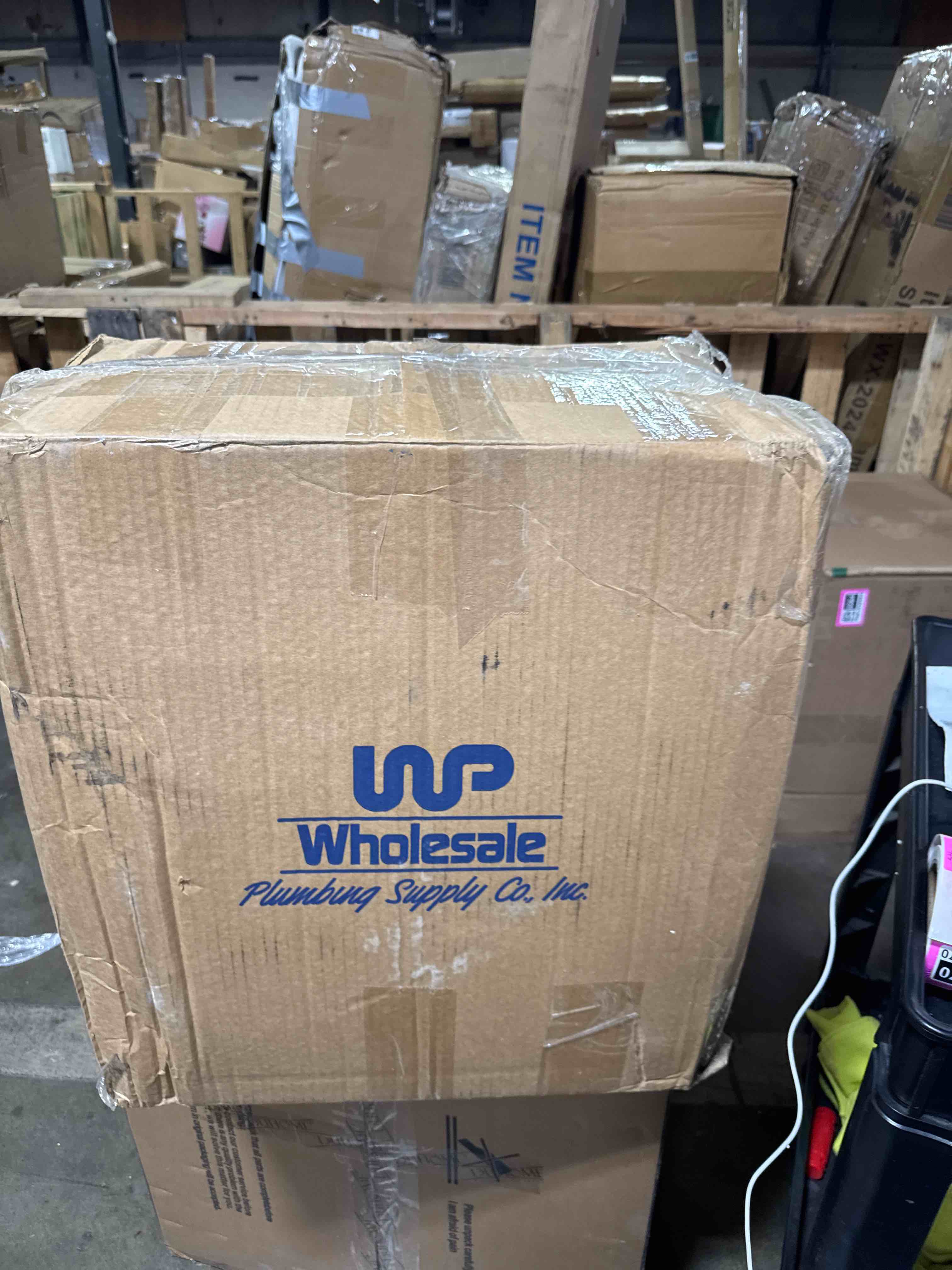 https://s3.amazonaws.com/lotting-images-prod/phillipi/PNK3528565_1758566220421.jpeg