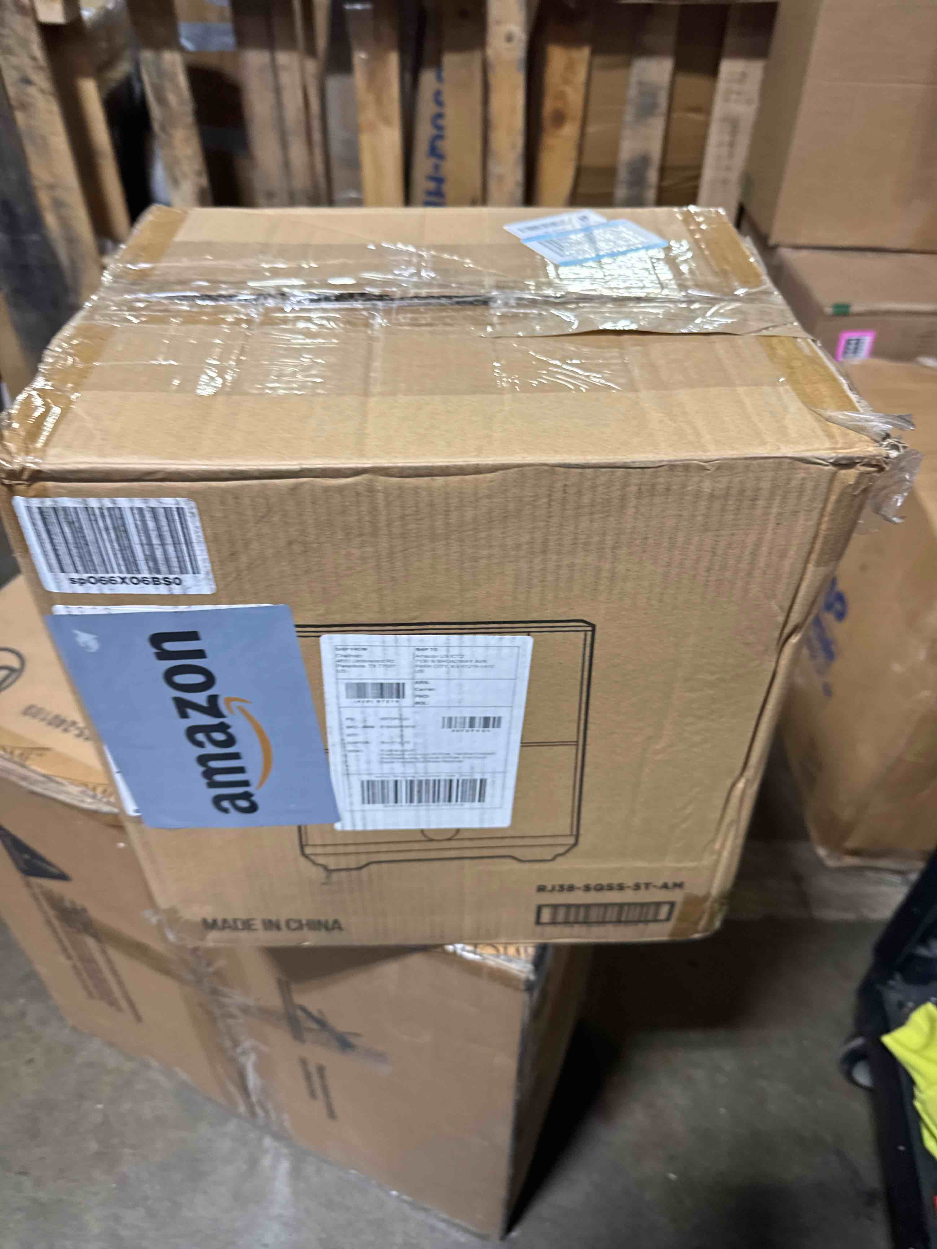 https://s3.amazonaws.com/lotting-images-prod/phillipi/PNK3528567_1758566432867.jpeg