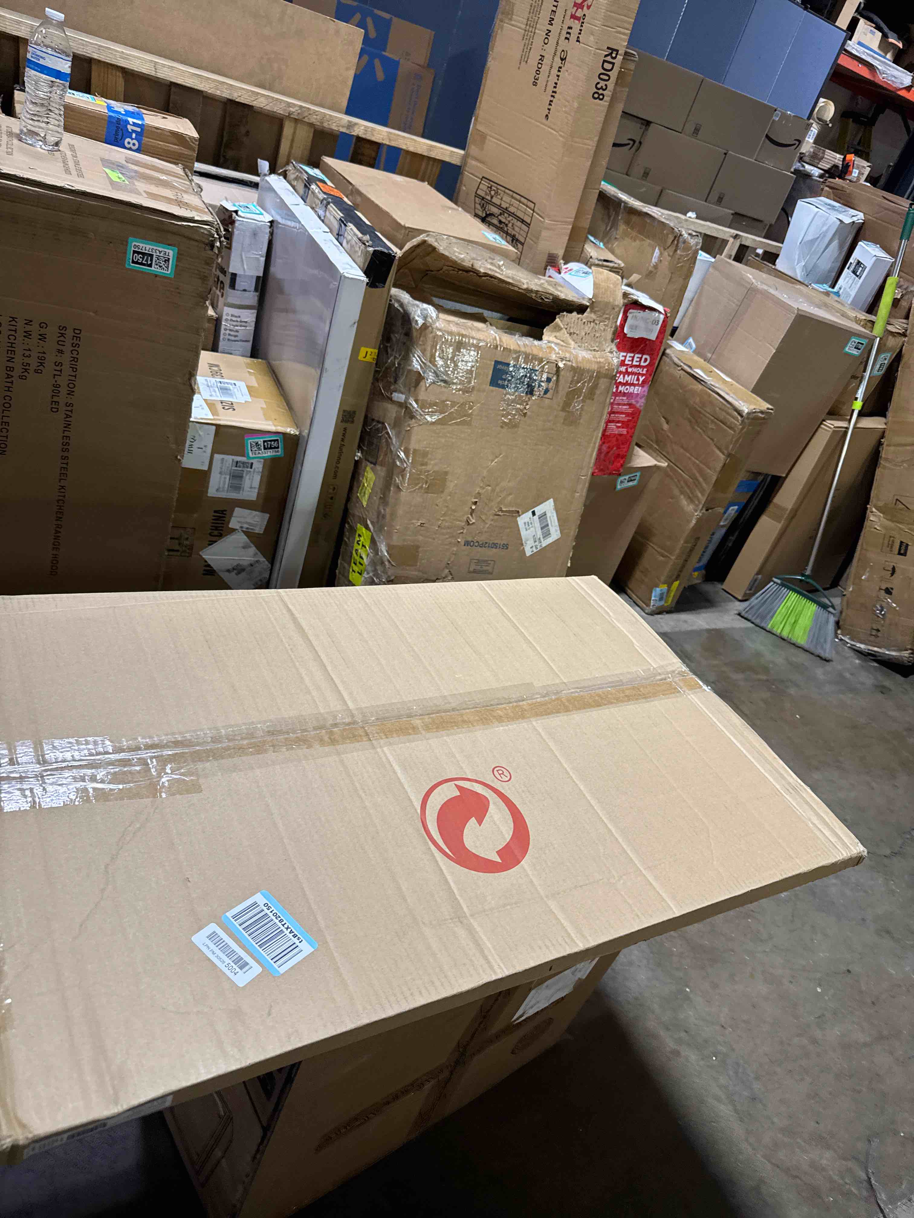https://s3.amazonaws.com/lotting-images-prod/phillipi/PNK3528573_1758567260924.jpeg